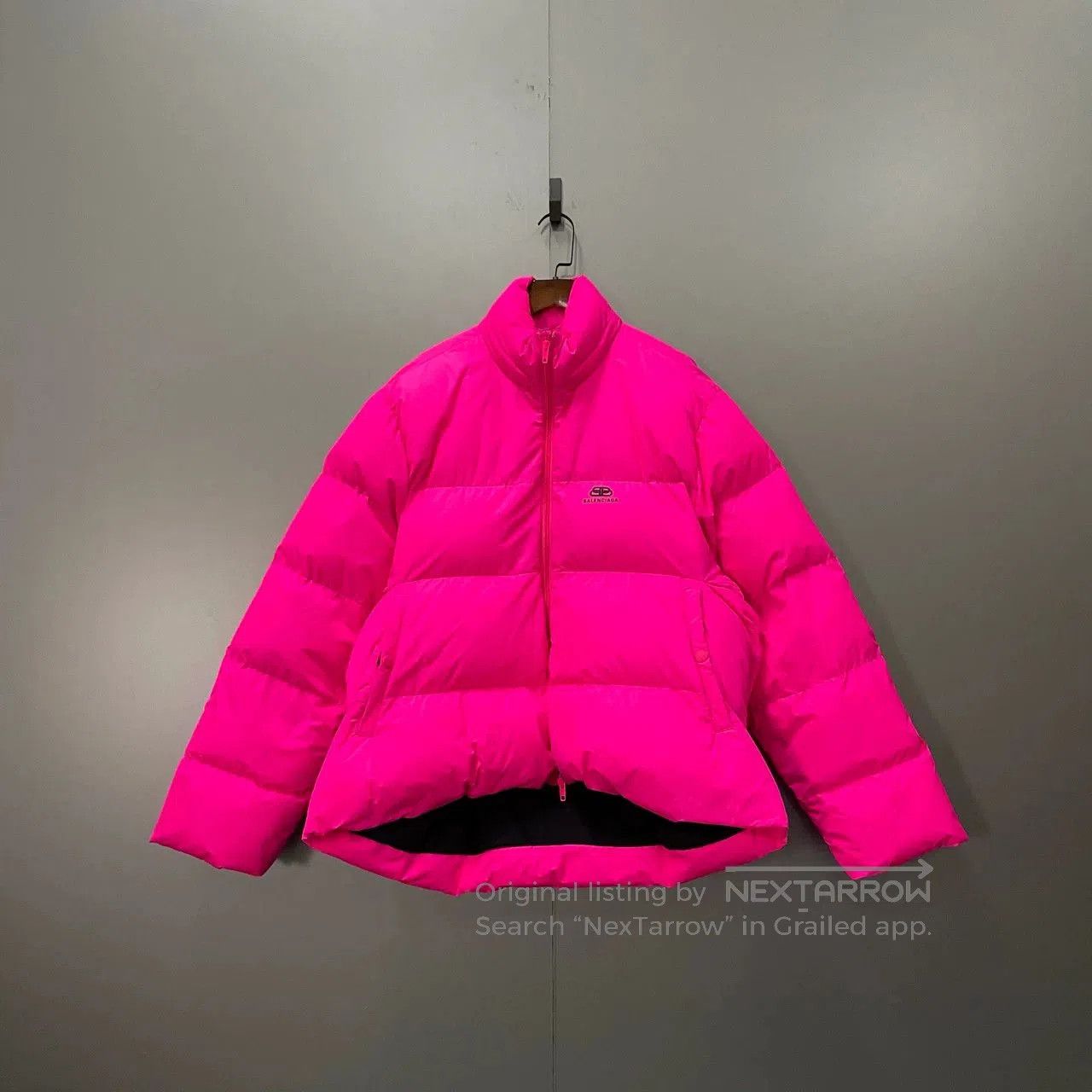 Balenciaga Balenciaga Pink Lock Buckle Print Down Jacket. Size XS / US 0-2 / IT 36-38 - 1 Thumbnail
