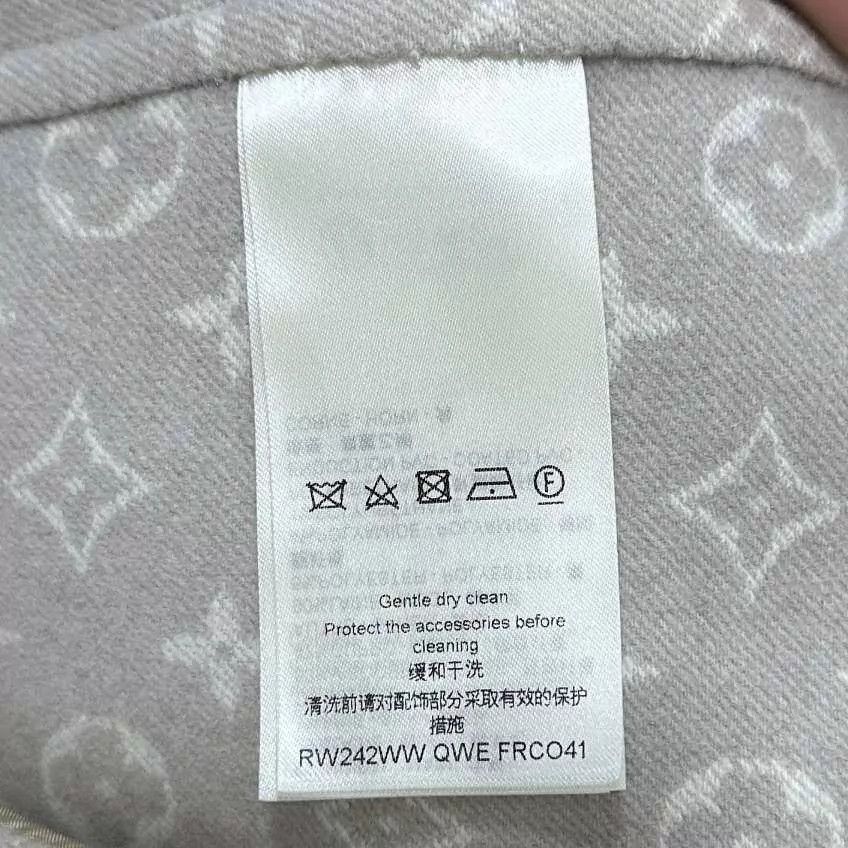 Louis Vuitton LV monogram print gray lined buttoned wool coat 38 Size S / US 4 / IT 40 - 9 Thumbnail