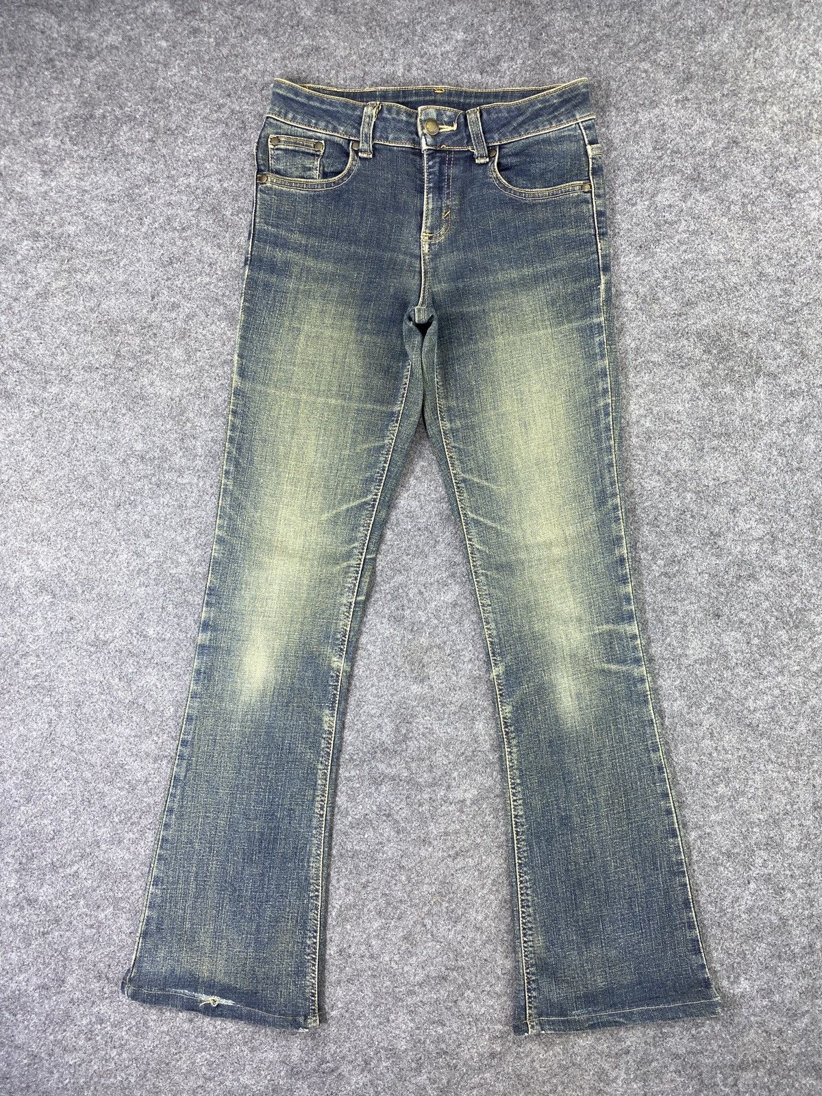 Edwin × Japanese Brand × Jean Miss Edwin Flare Blue Wash Jeans - J1052 Size 27" / US 4 / IT 40 - 1 Thumbnail