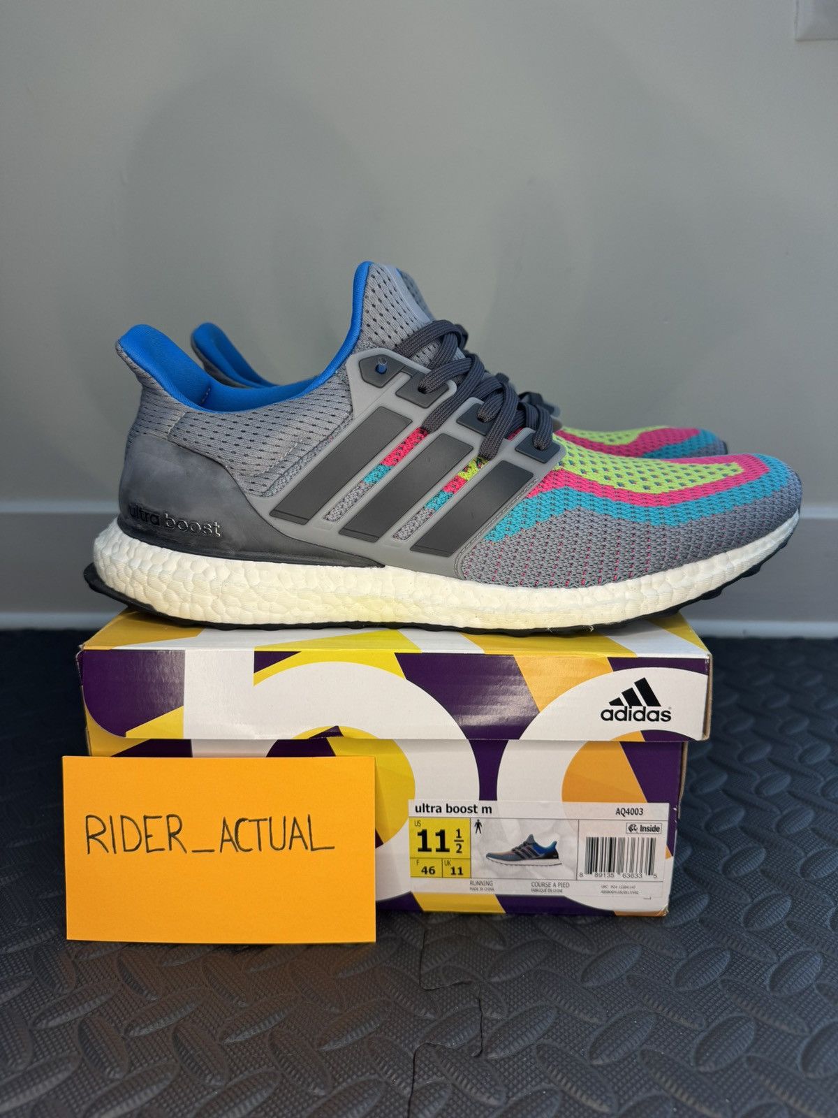 Adidas Adidas UltraBOOST m Size US 11.5 / EU 44-45 - 2 Thumbnail