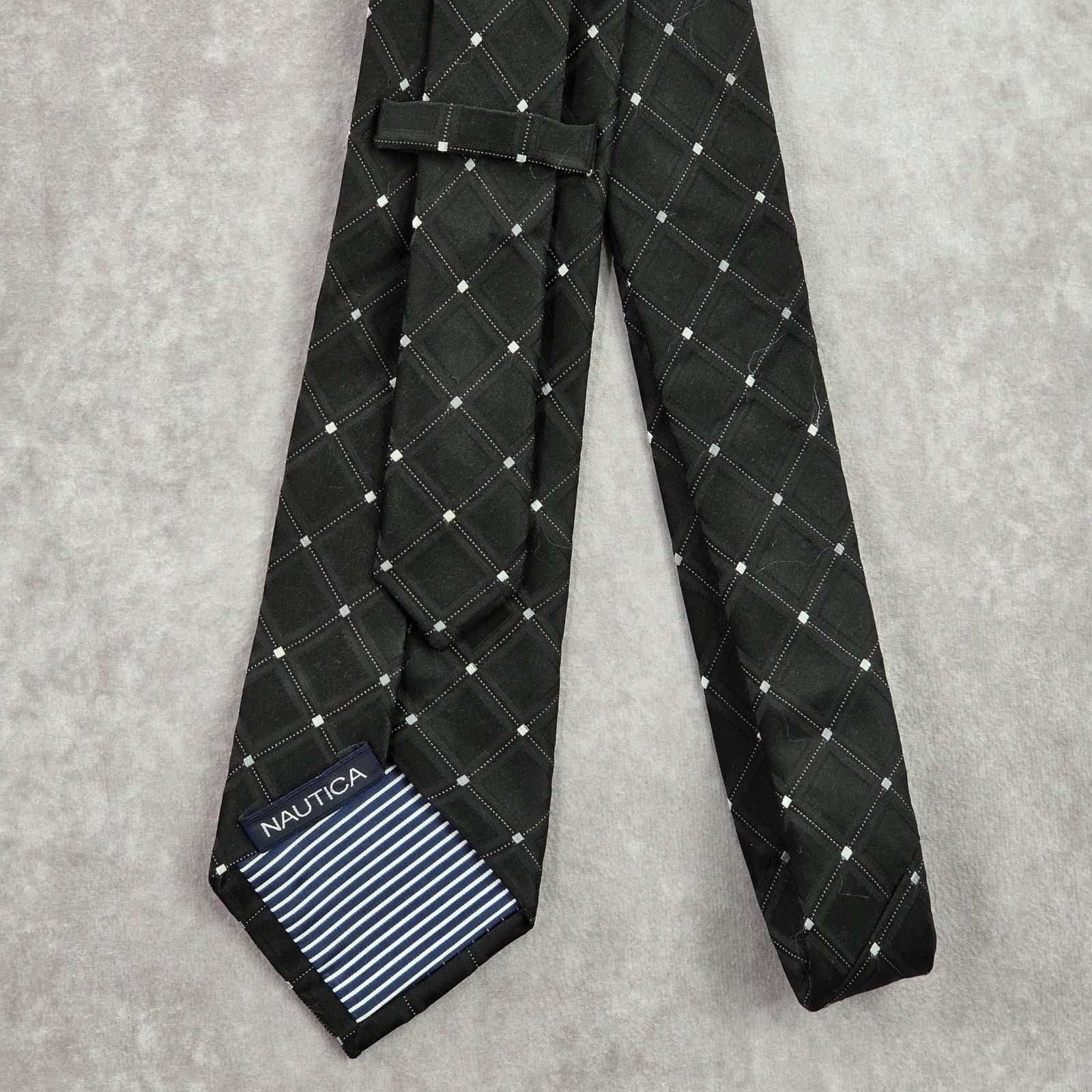 Nautica Nautica Black Geometric Diamond 100% Silk Men Neck Tie NWOT Size 30 - 3 Thumbnail