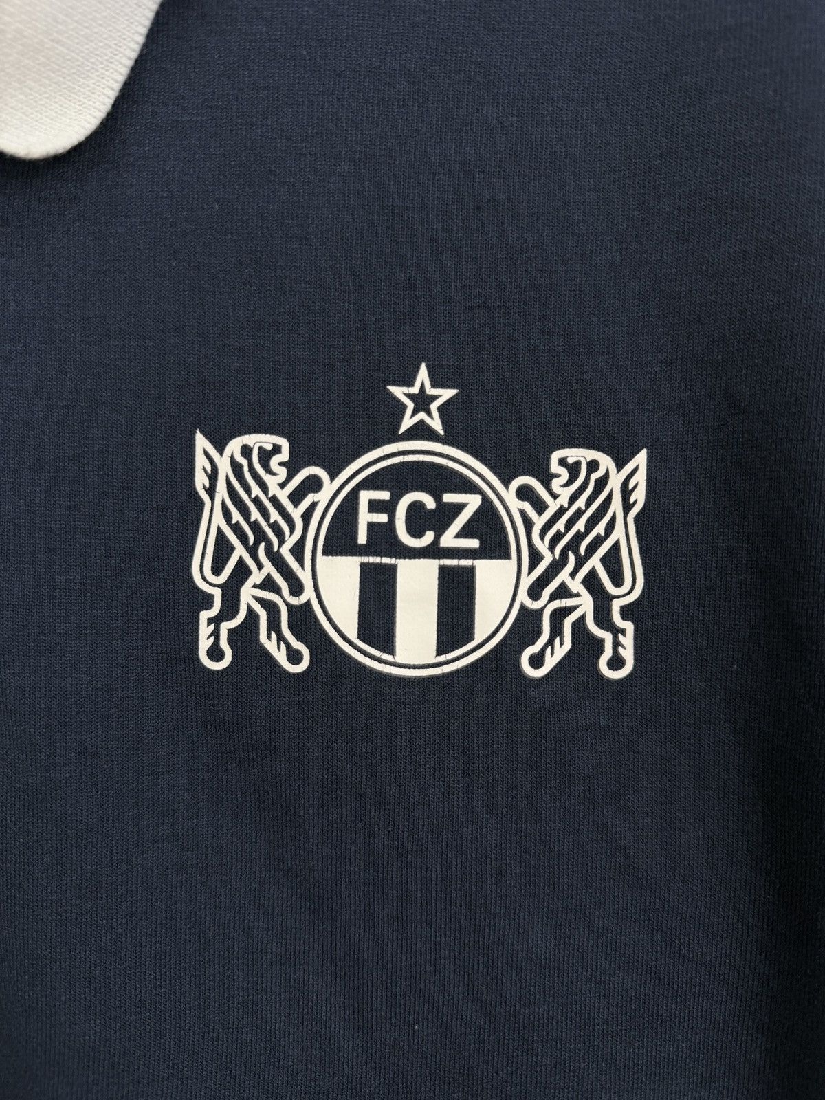 Nike 🇨🇭 Nike FCZ Zurich Switzerland Suisse Swiss Soccer T-Shirt Size US XL / EU 56 / 4 - 5 Thumbnail