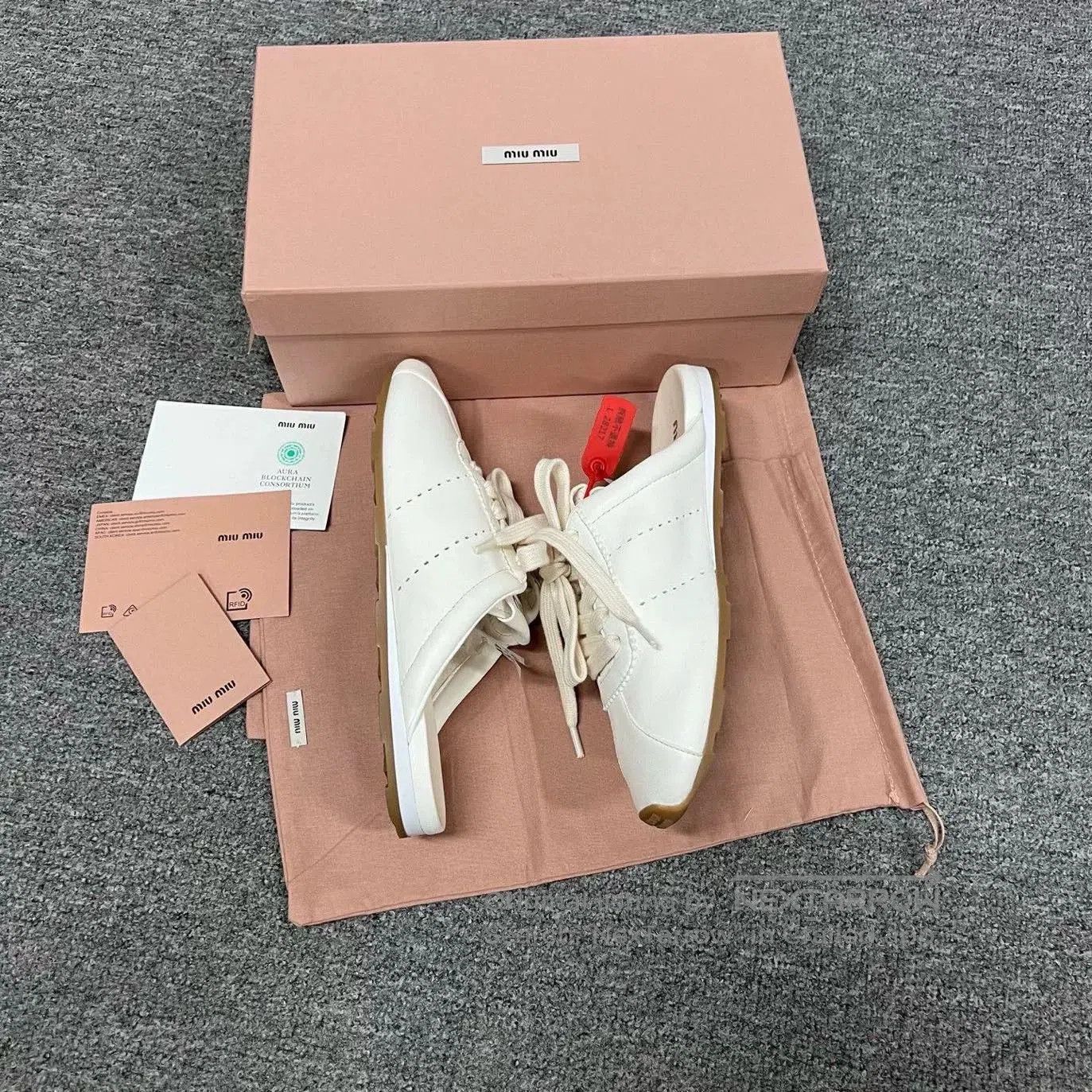 Miu Miu MiuMiu Plume White Mule Training Shoes. Size US 7 / IT 37 - 5 Thumbnail
