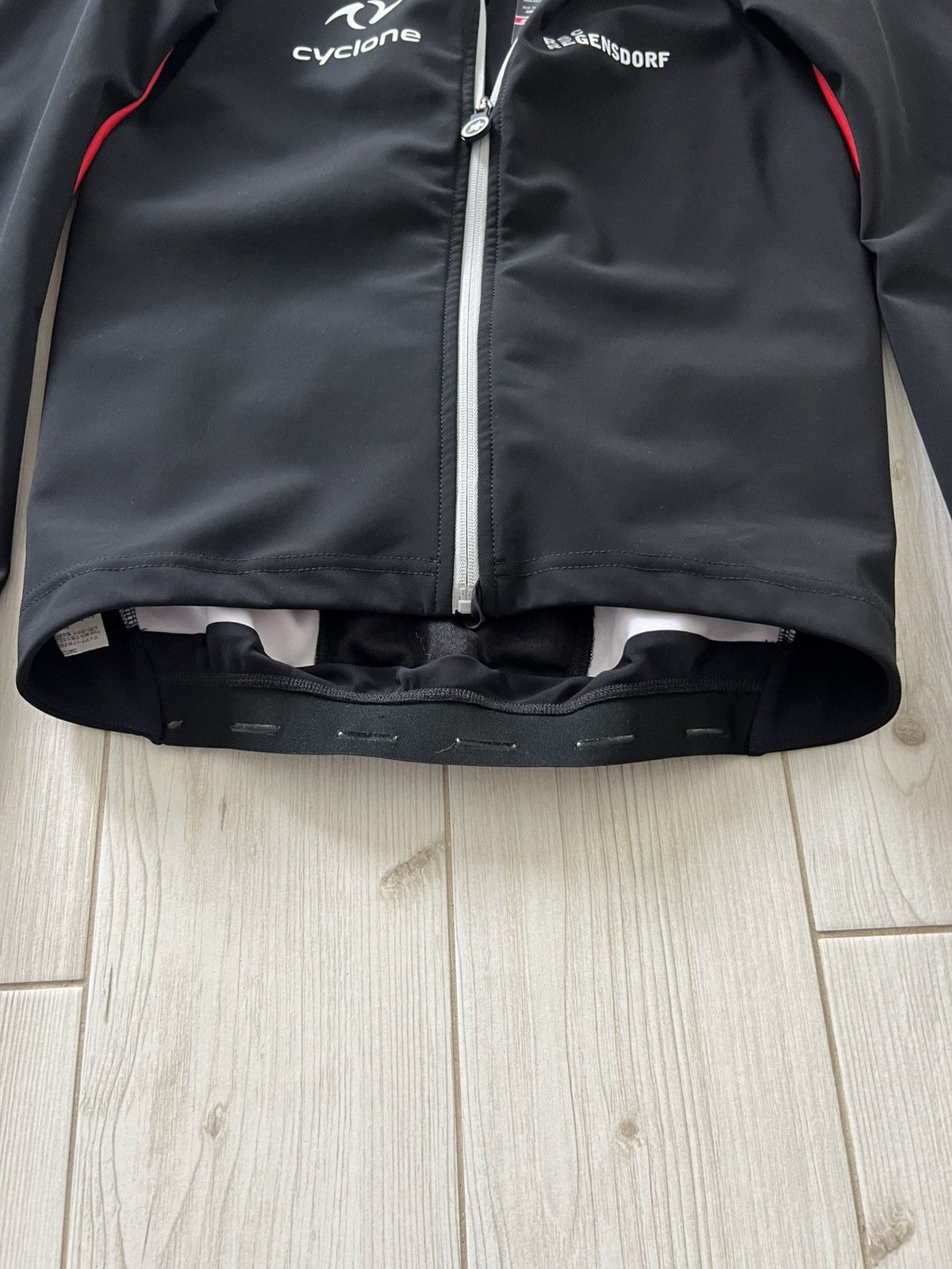 Asos ASSOS Bike Jacket Thermal Softshell Winter Windproof Size L Size US L / EU 52-54 / 3 - 12 Thumbnail