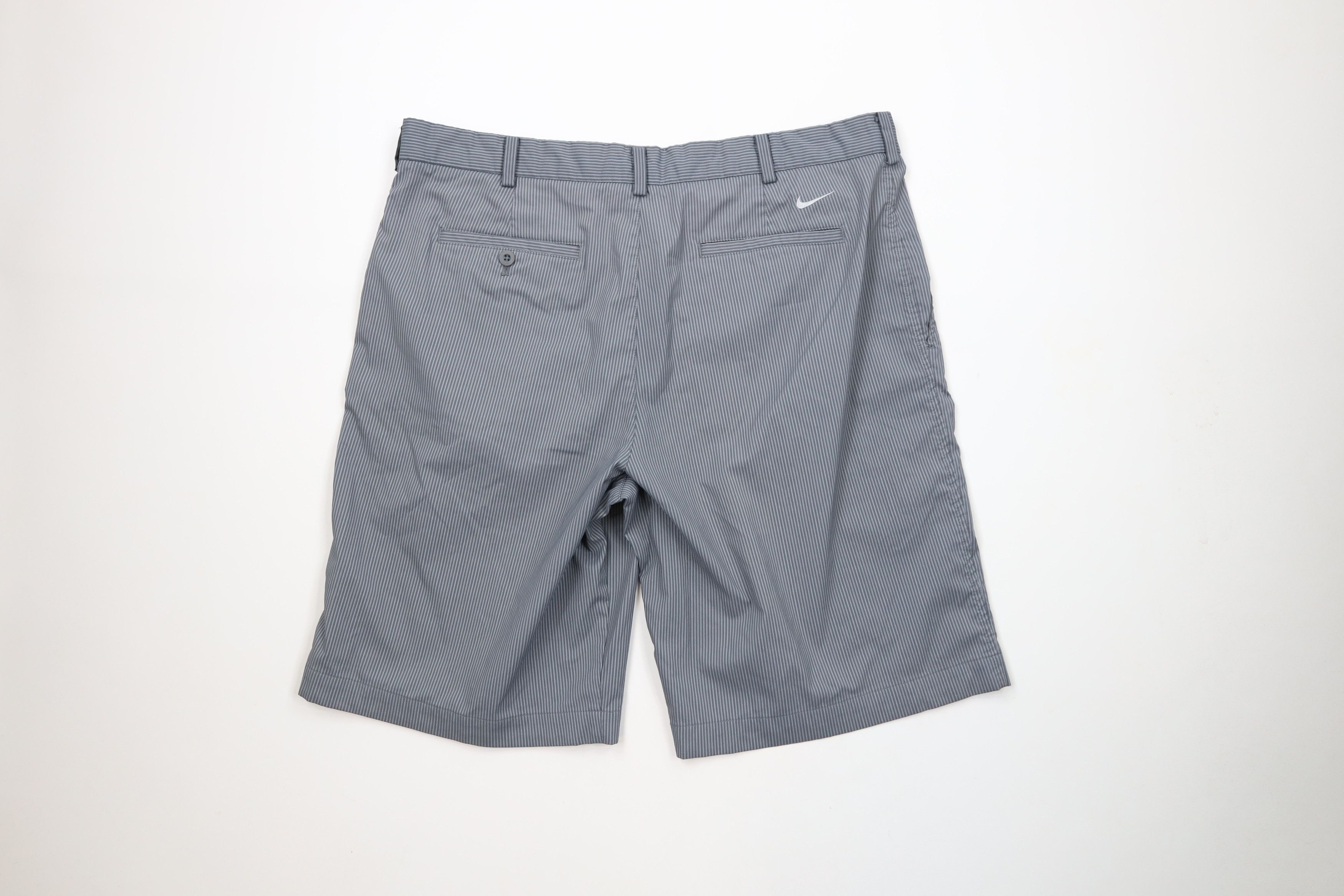 Nike × Vintage Nike Golf Flat Front Tech Golfing Golf Chino Shorts Gray Size US 38 / EU 54 - 7 Thumbnail
