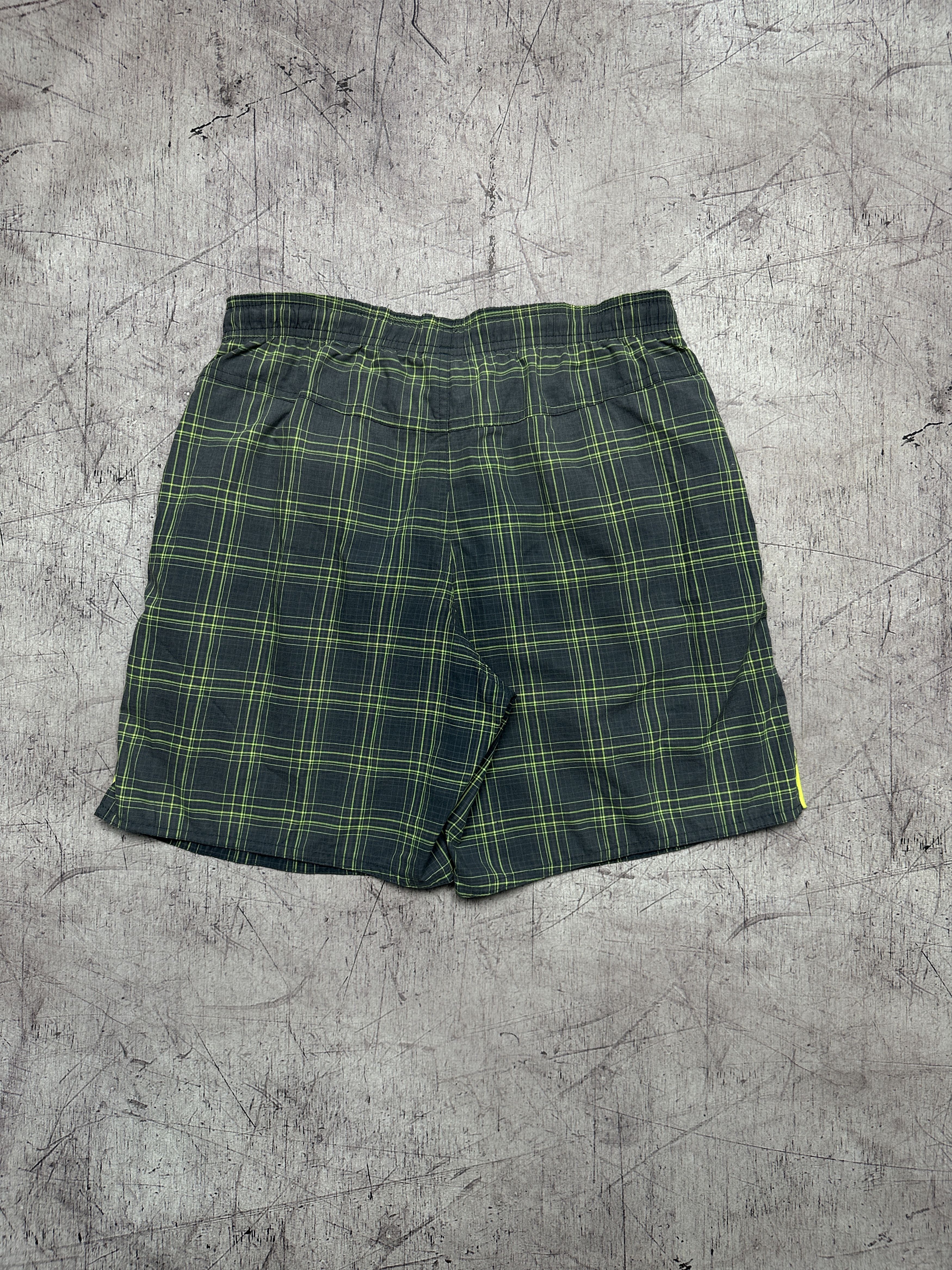Adidas Adidas Vintage Mens Shorts Size US 30 / EU 46 - 8 Thumbnail