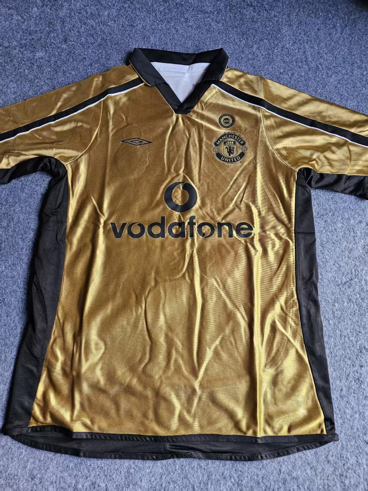 Other 2001 02 MUFC Jersey Double Side Size US M / EU 48-50 / 2 - 1 Thumbnail