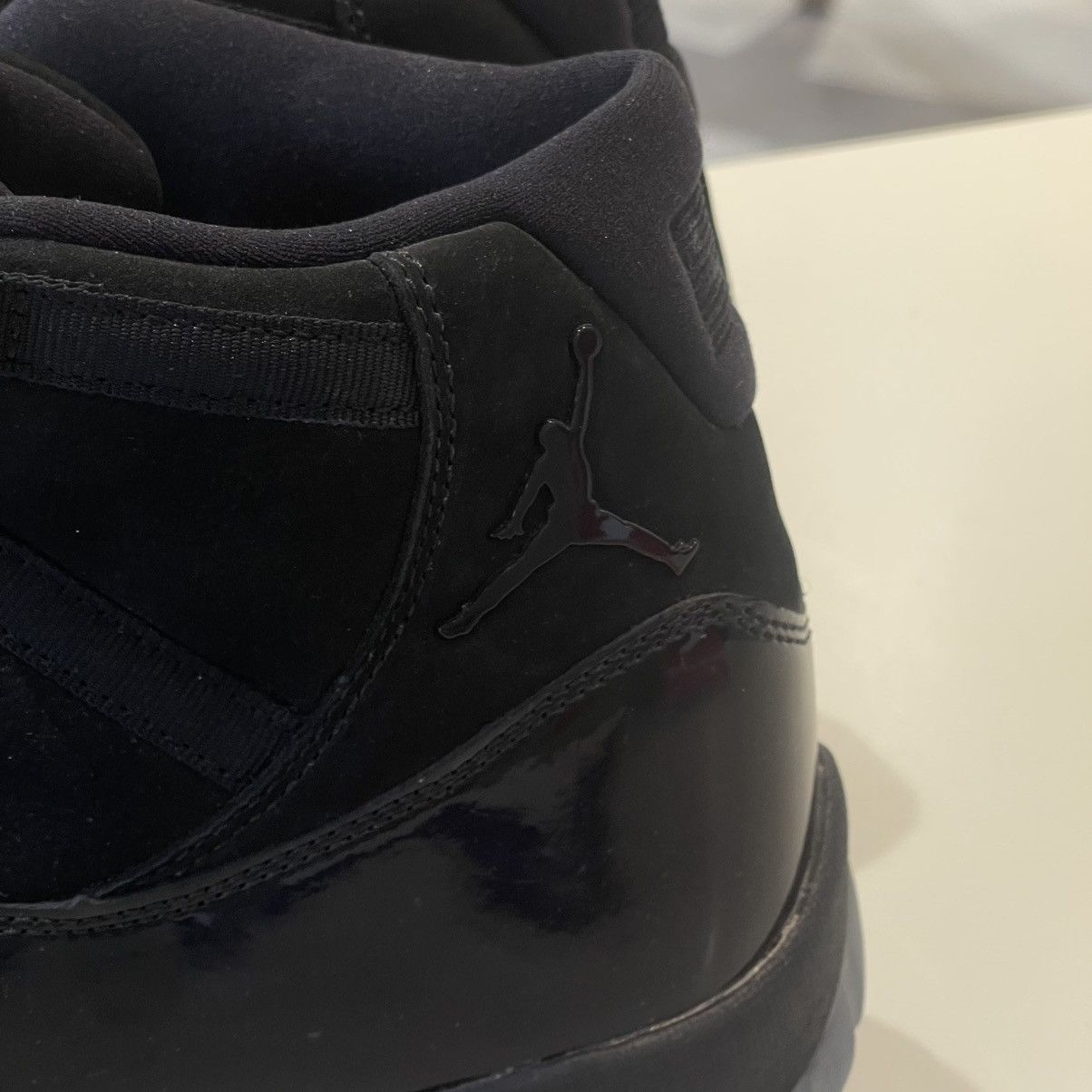 Nike Air Jordan 11 Retro Cap and Gown Size US 12 / EU 45 - 9 Thumbnail