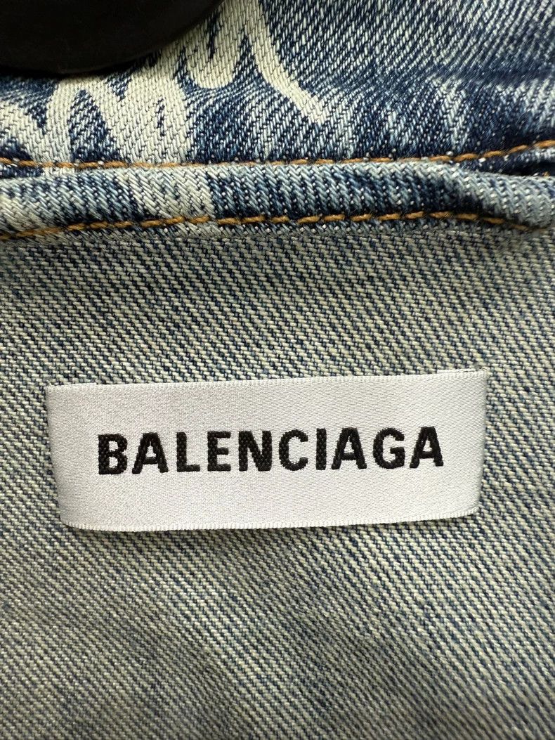 Balenciaga Balenciaga size 34 Full Print Logo Denim Jacket Size XS / US 0-2 / IT 36-38 - 4 Thumbnail