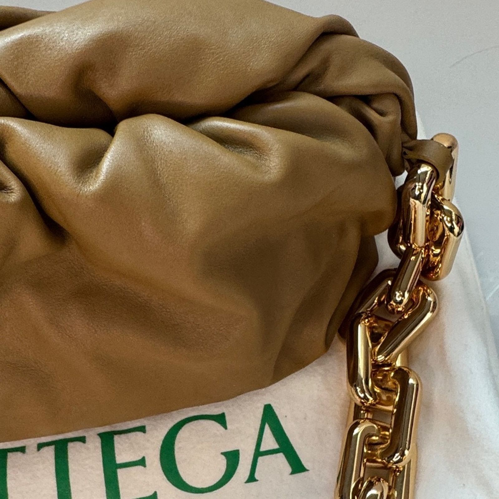 Bottega Veneta ✨ BOTTEGA VENETA Chain Pouch + dust bag and COA Size ONE SIZE - 5 Thumbnail