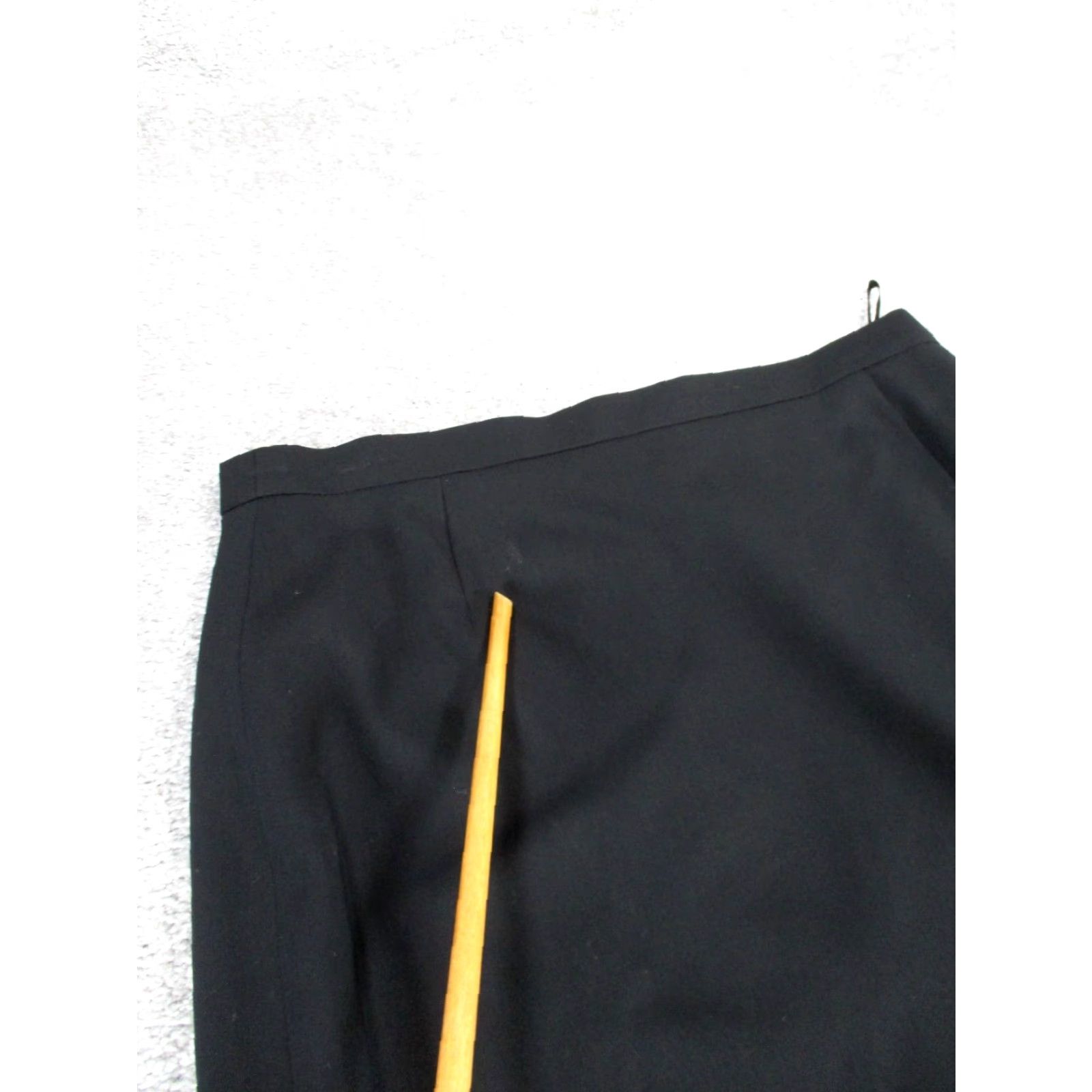 Escada VINTAGE Escada Skirt Womens 42 US 12 Black Wool Pencil Above Knee Ladies Pencil Skirt, Black, Wool, Zipper, Knee Length, 12, Regular, EW, 1990s Size 34" / US 12 / IT 48 - 2 Thumbnail