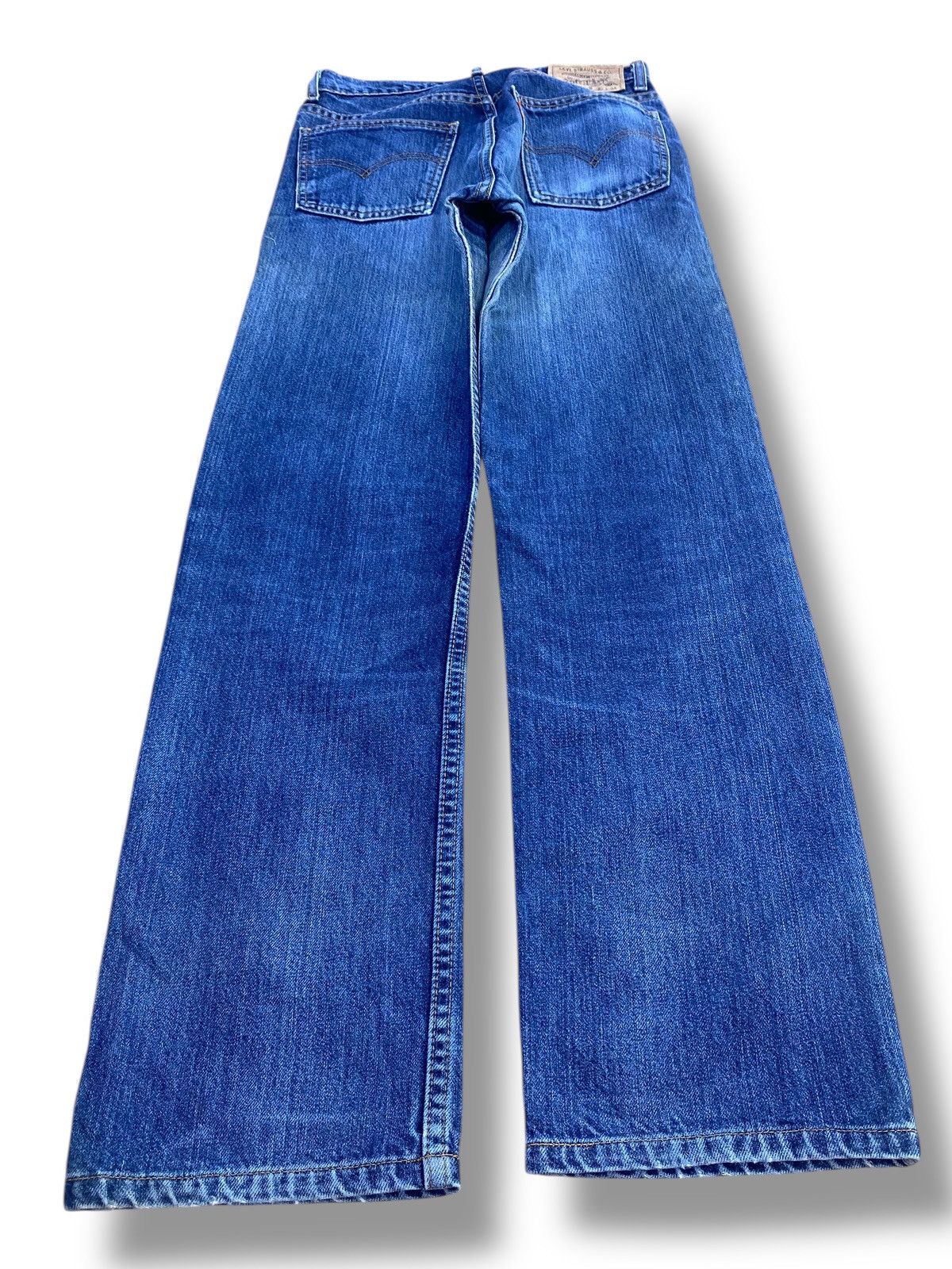 Levi's Vintage Levi’s Blue Faded Wash Style Whiskers Loose Jeans Size US 28 / EU 44 - 3 Thumbnail
