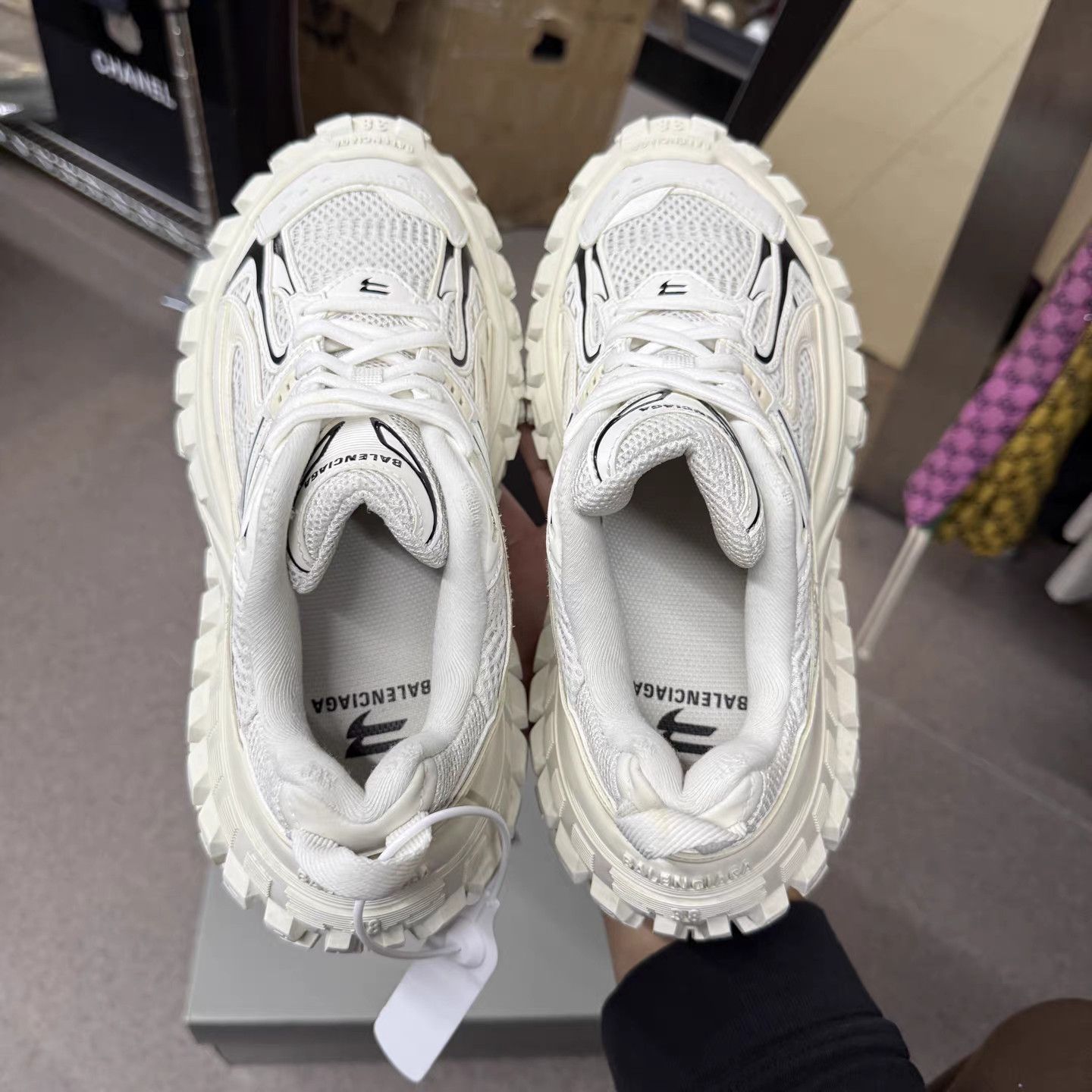 Balenciaga Balenciaga White Tire Sneakers K15 Size US 8 / IT 38 - 7 Thumbnail