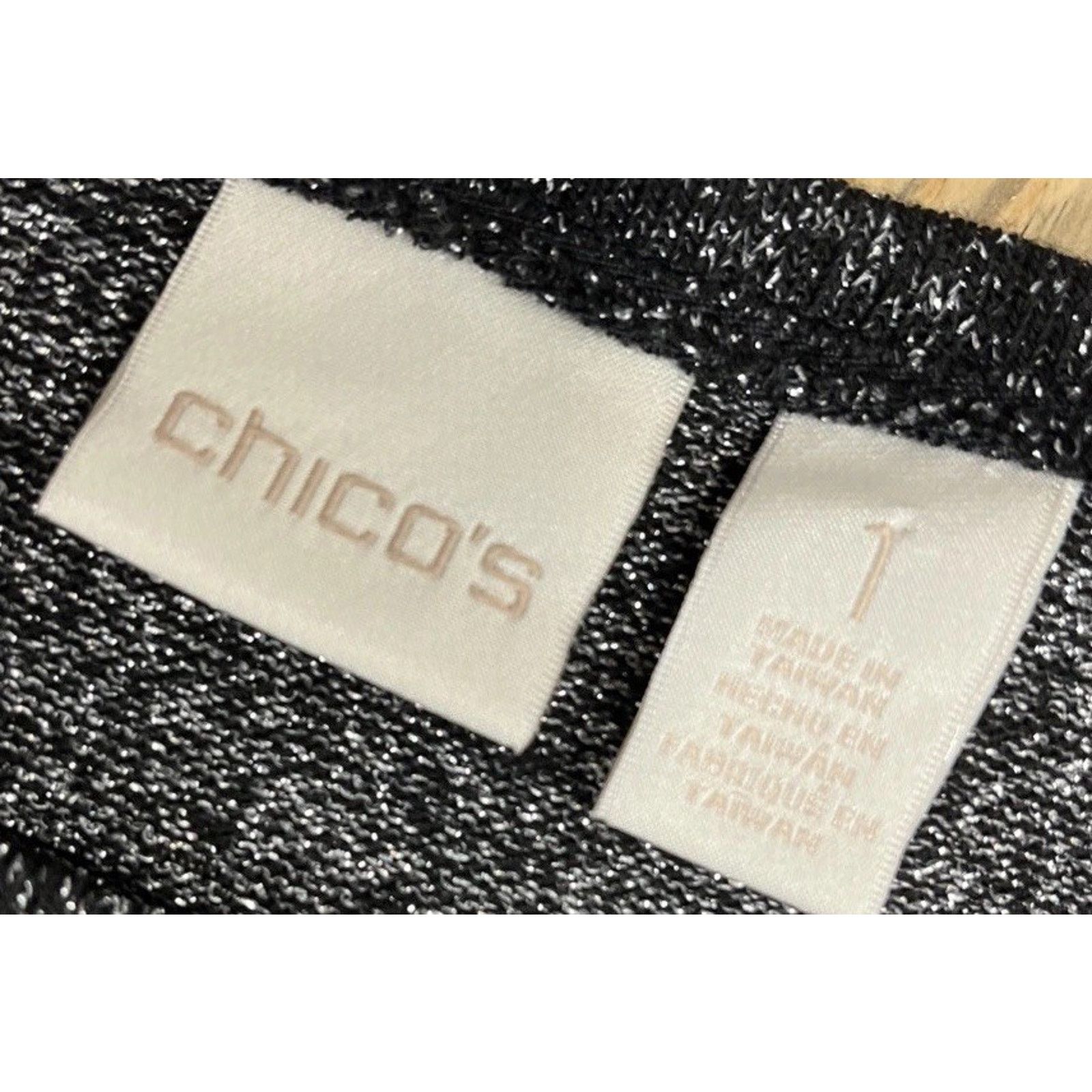 Chicos Chico's Womens Metallic Faux Leather Trim Blouse Size1 Black Size M / US 6-8 / IT 42-44 - 5 Thumbnail