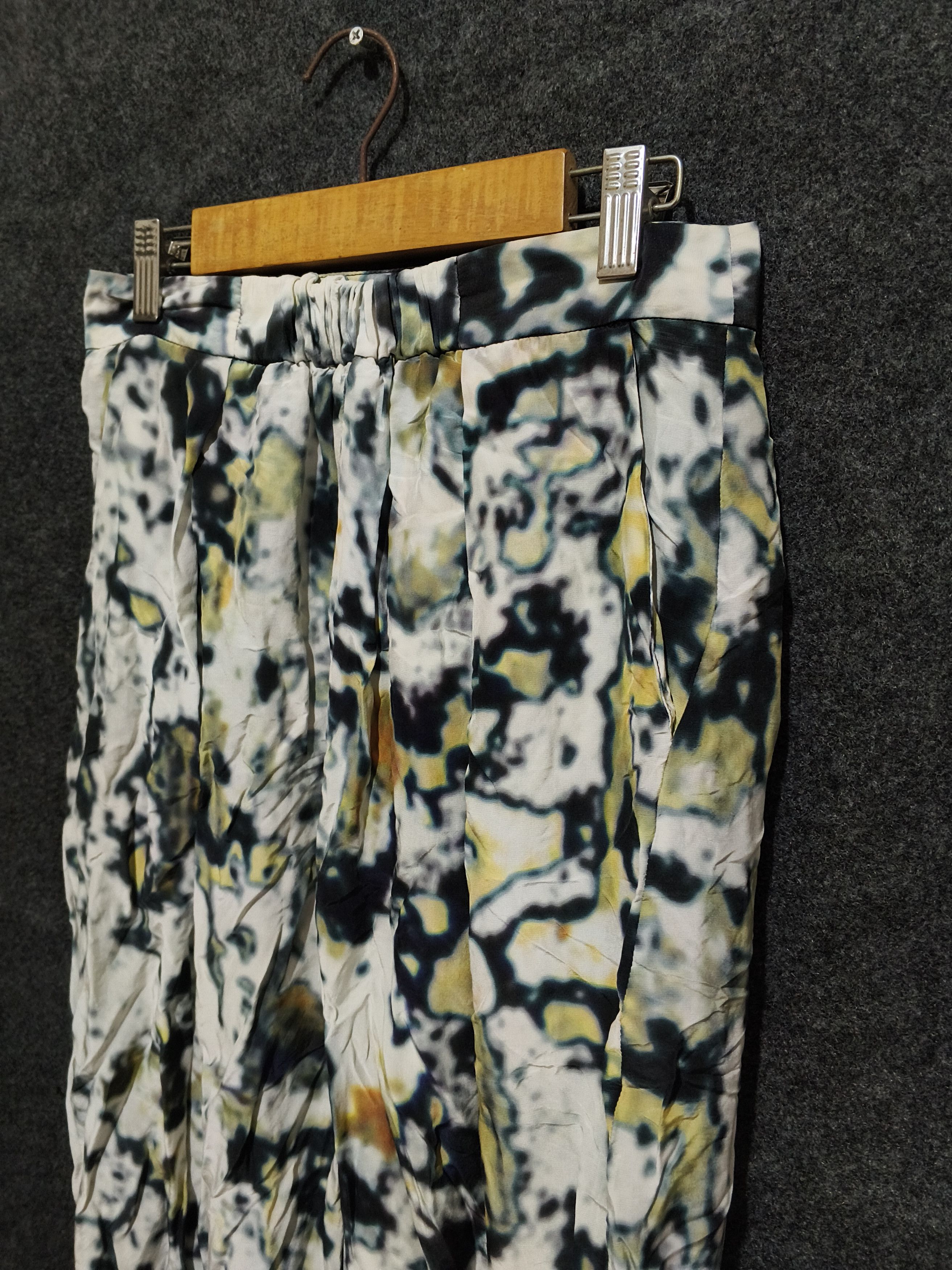 Vivienne Westwood Vivienne Westwood Silk Pants abstract Printing Size 26" / US 2 / IT 38 - 3 Thumbnail