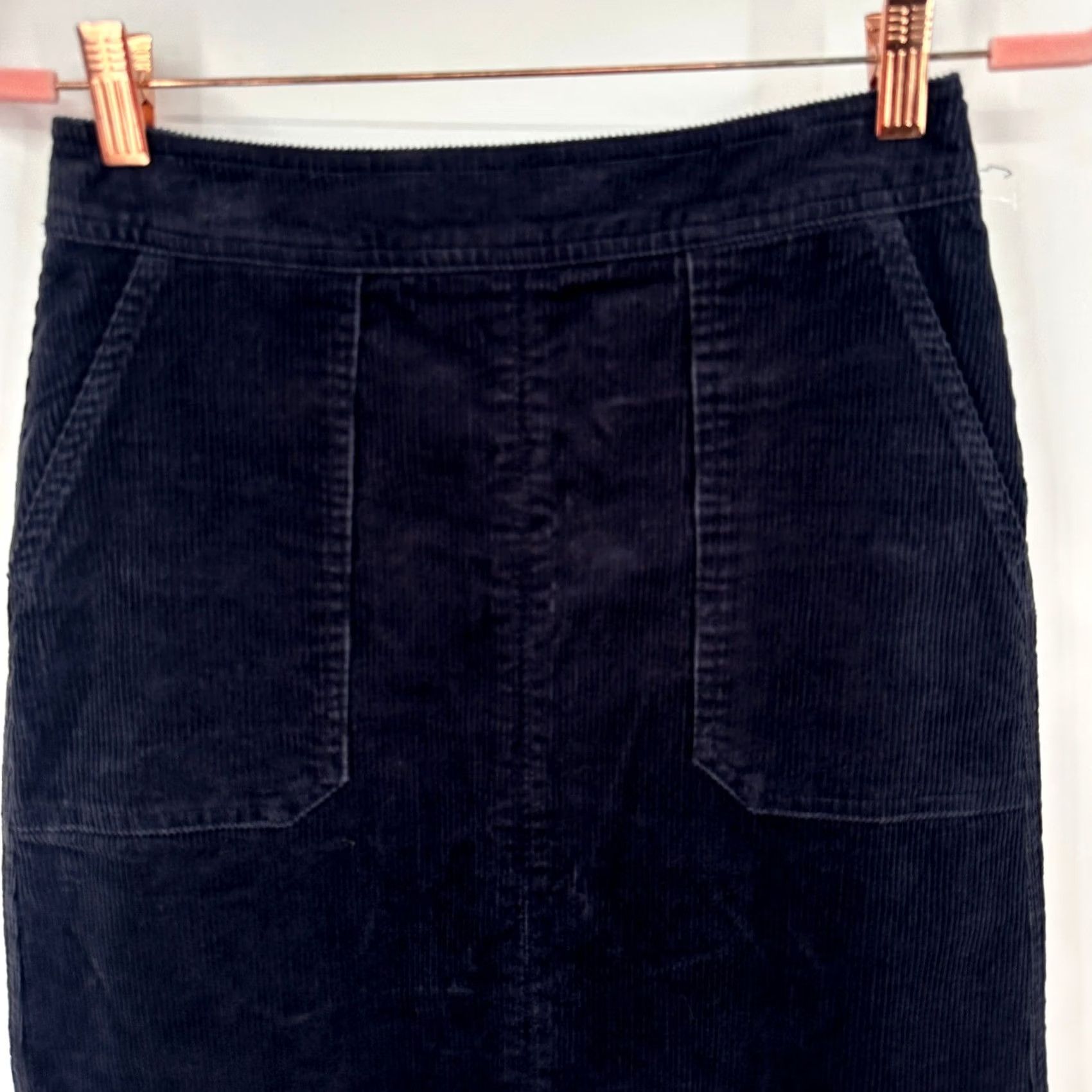 Boden Boden Corduroy Skirt Navy Blue Knee Length 2P Pockets Zip Front Midi Skirt Womens Workwear Casual Fall Winter Spring Vintage No Size 26" / US 2 / IT 38 - 2 Thumbnail
