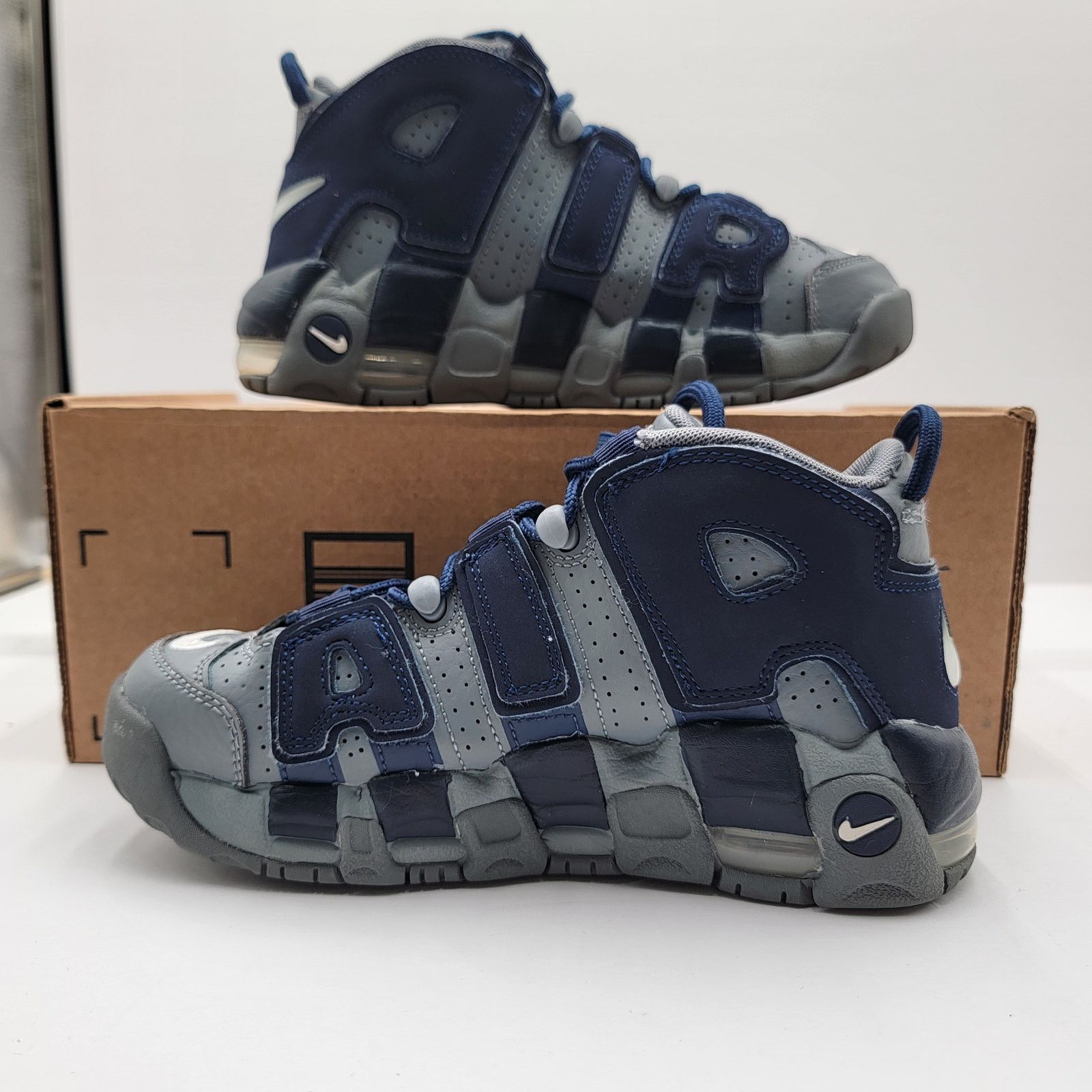 Nike Nike Air More Uptempo GS 'Georgetown Hoyas' Sz 4Y/5.5W (180) Size US 5.5 / IT 35.5 - 2 Thumbnail