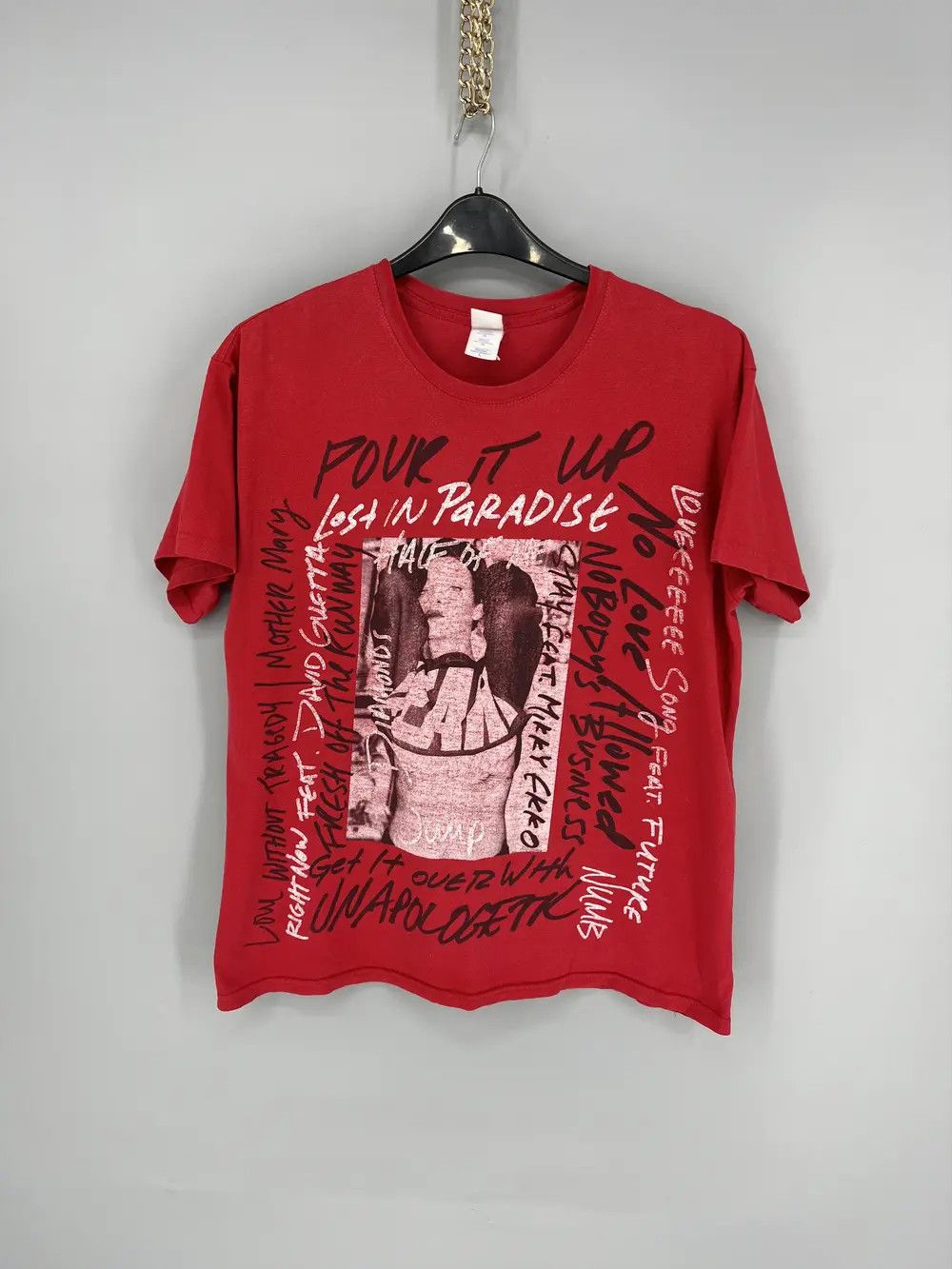 Rihanna Rihanna Unapologetic Diamonds World Tour 2013 Concert TShirt Size US L / EU 52-54 / 3 - 1 Thumbnail