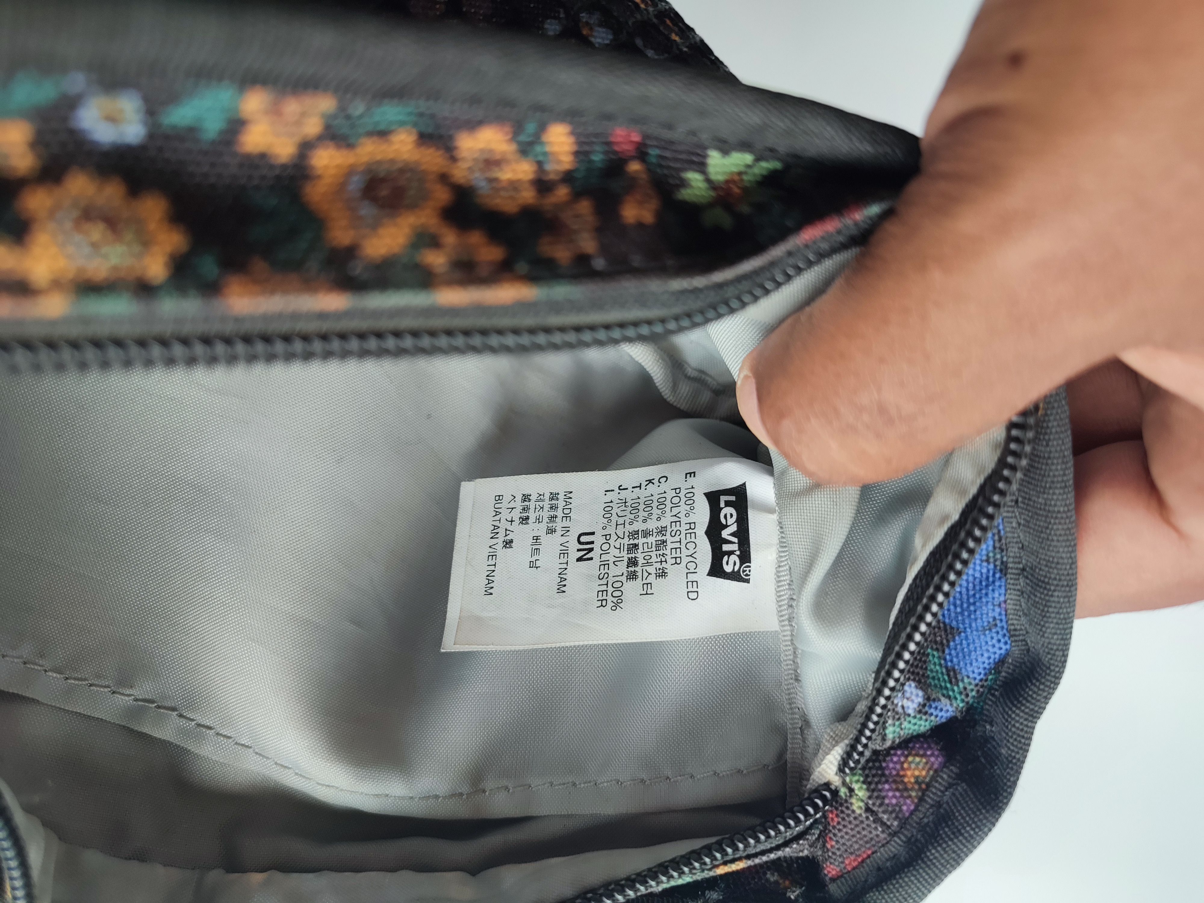 Levi's THE LEVIS FLORAL POUCHBAG Size ONE SIZE - 10 Thumbnail