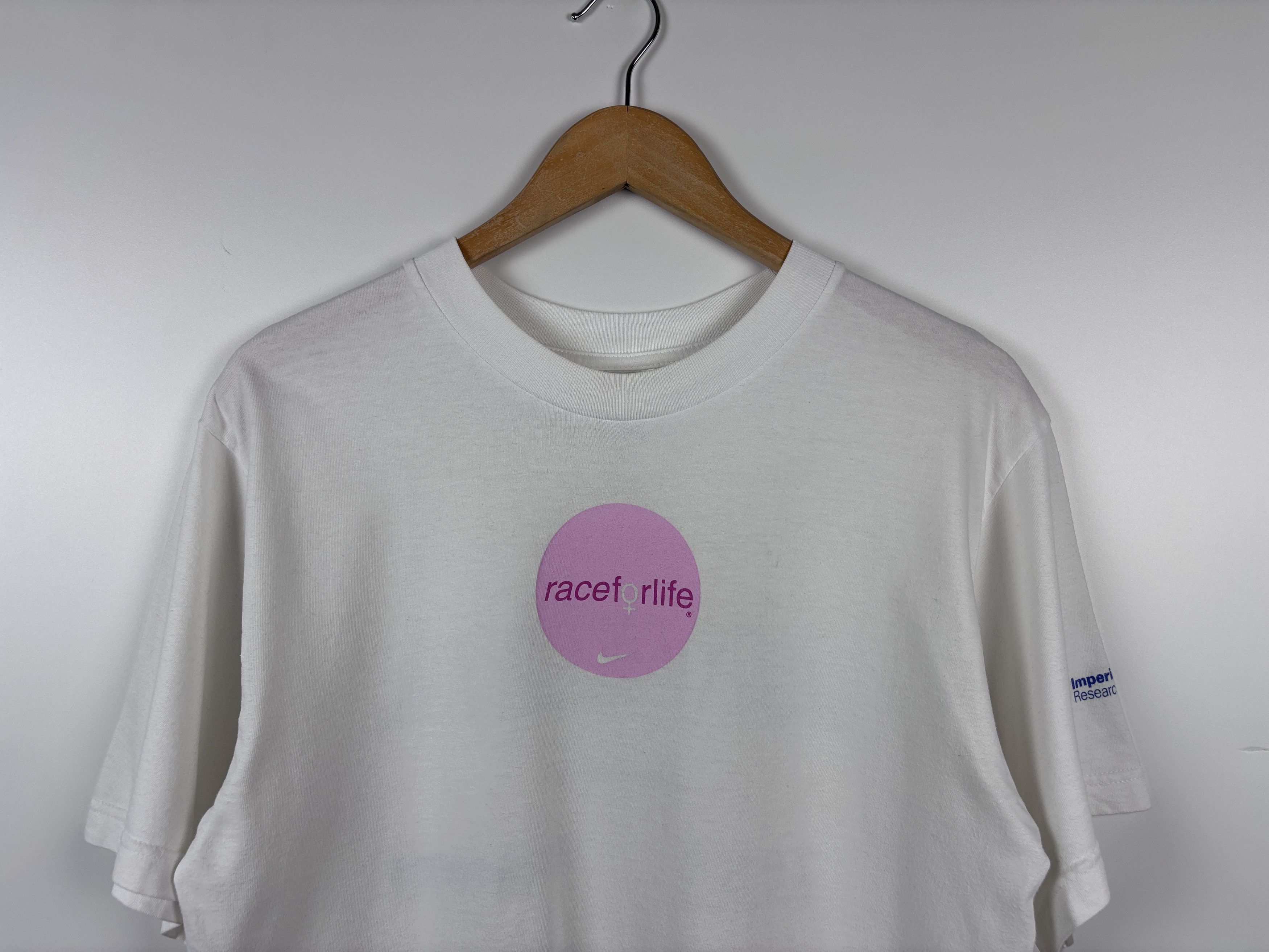 Nike × Vintage 1999 Nike Cancer Research Race For Life T-shirt White Size S Size US S / EU 44-46 / 1 - 2 Thumbnail