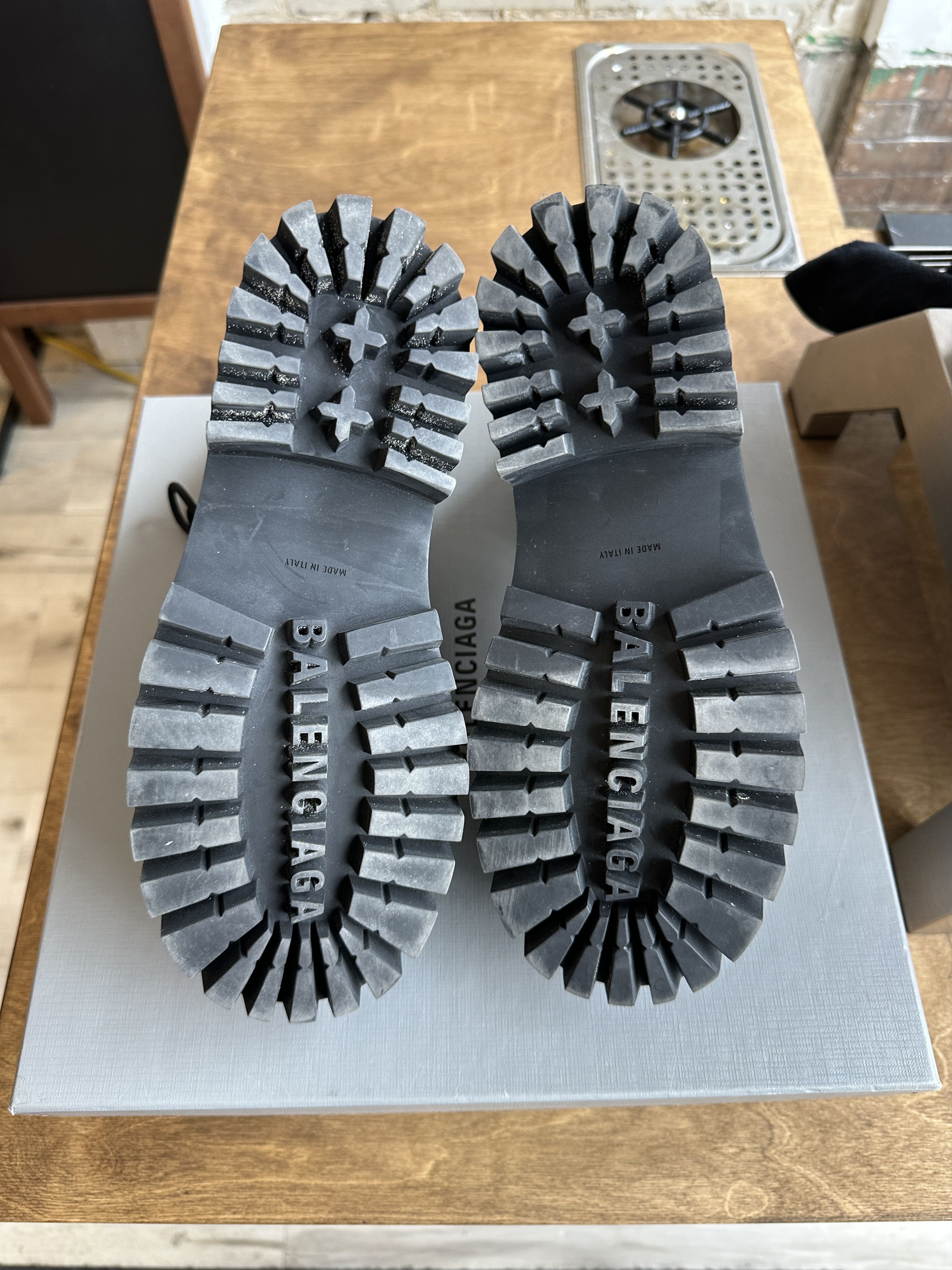 Balenciaga Balenciaga Strike Bootie Size US 5.5 / EU 38 - 6 Thumbnail