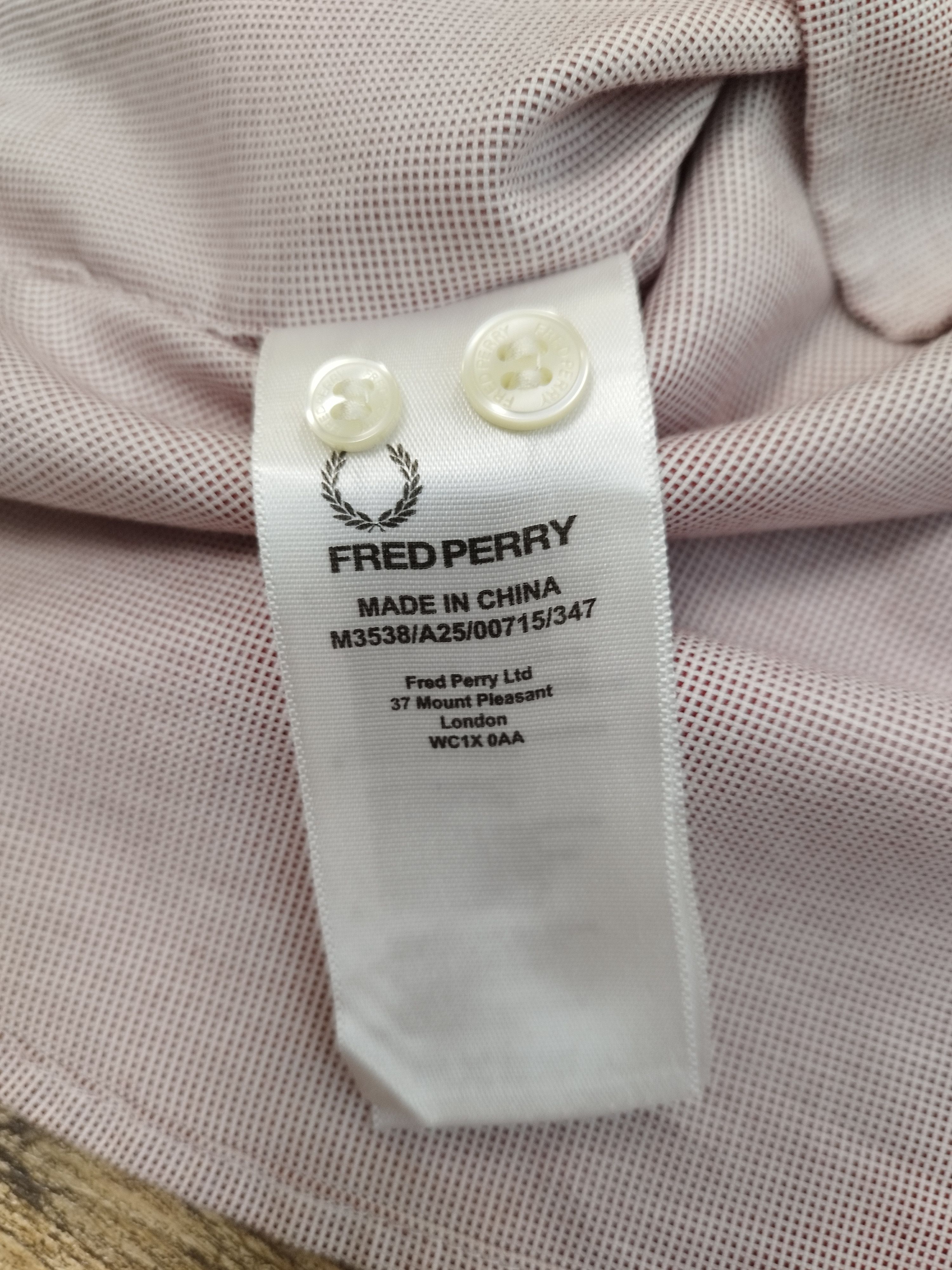 Fred Perry Fred Perry Button-Down Short Sleeve Shirt mens XL size Size US L / EU 52-54 / 3 - 9 Thumbnail