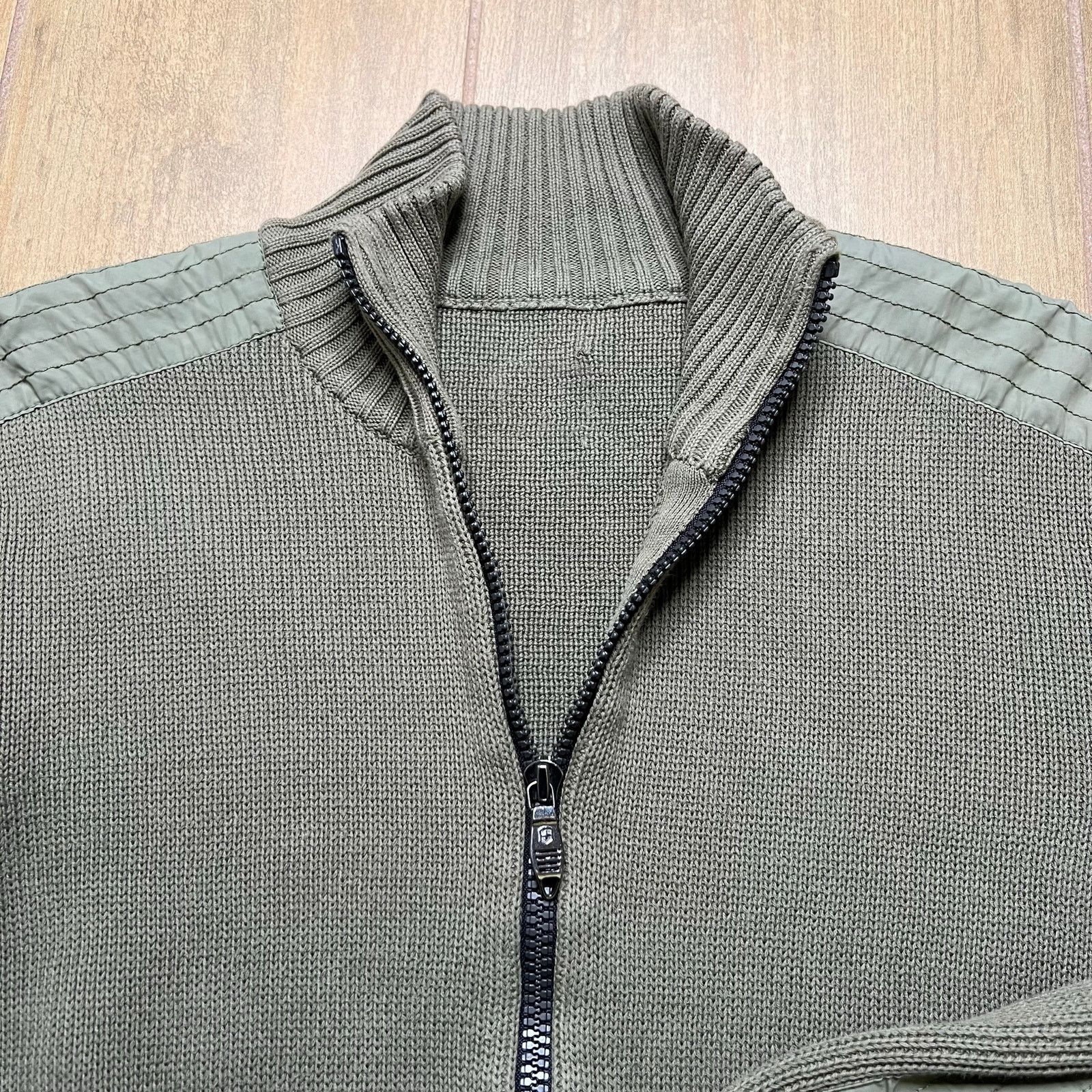 Victorinox Vintage Victorinox Swiss Army Knit Full Zip Sweater M/L Size US M / EU 48-50 / 2 - 3 Thumbnail