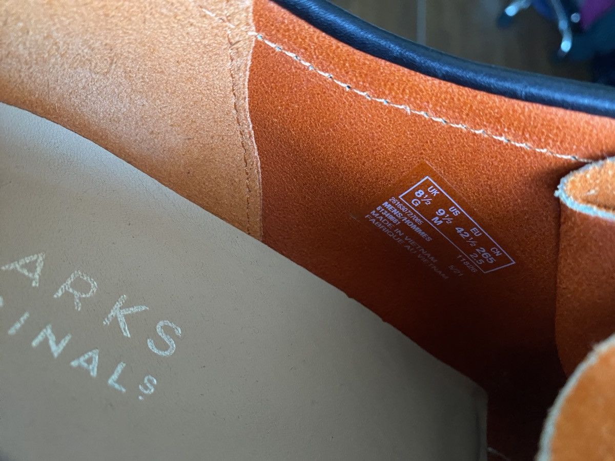 Clarks Clarks OG Wallabees Orange Vintage low-top Size US 9.5 / EU 42-43 - 6 Thumbnail