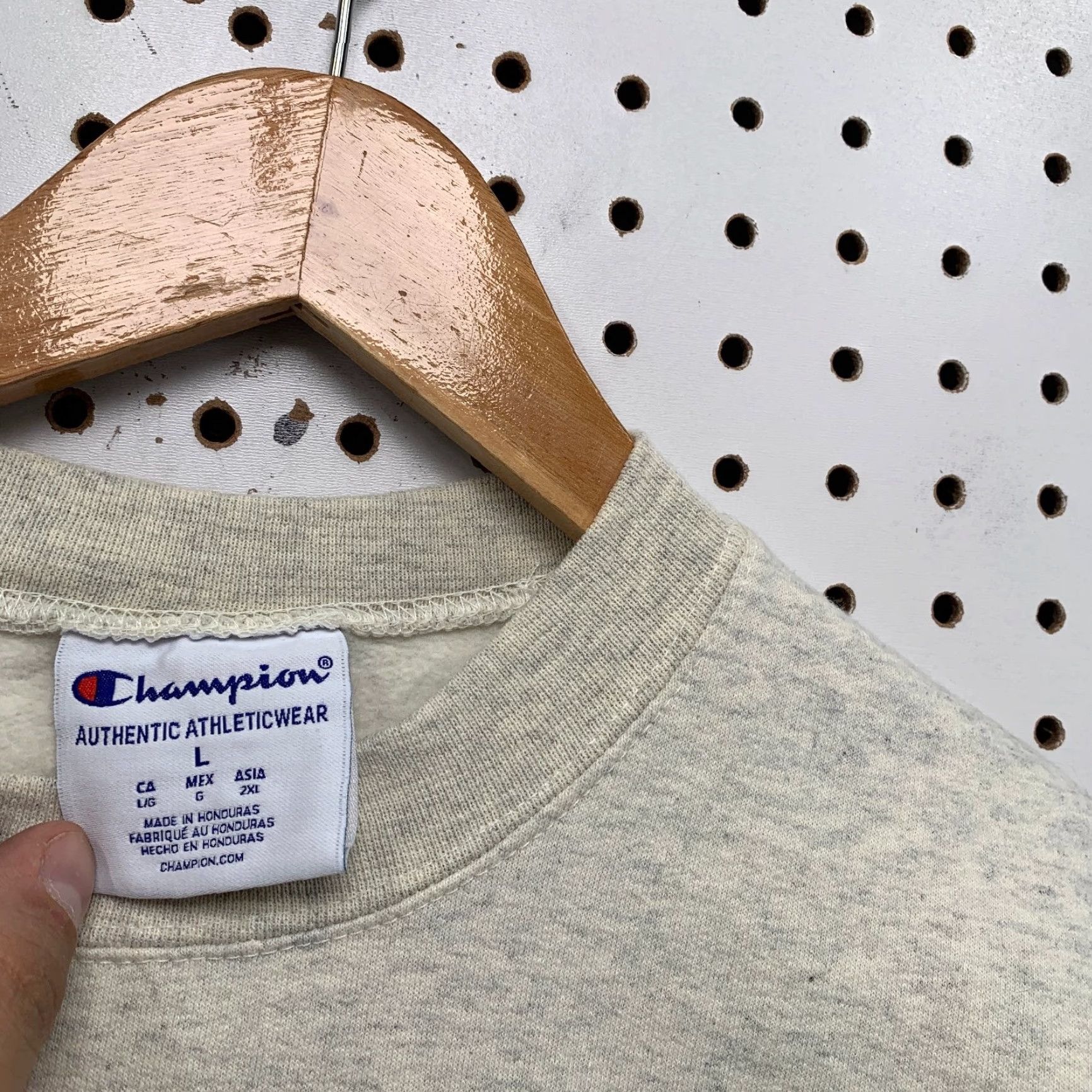 Champion VINTAGE Harvard University Sweatshirt Mens Large Gray Embroidered Fleece Crewneck Size US L / EU 52-54 / 3 - 5 Thumbnail