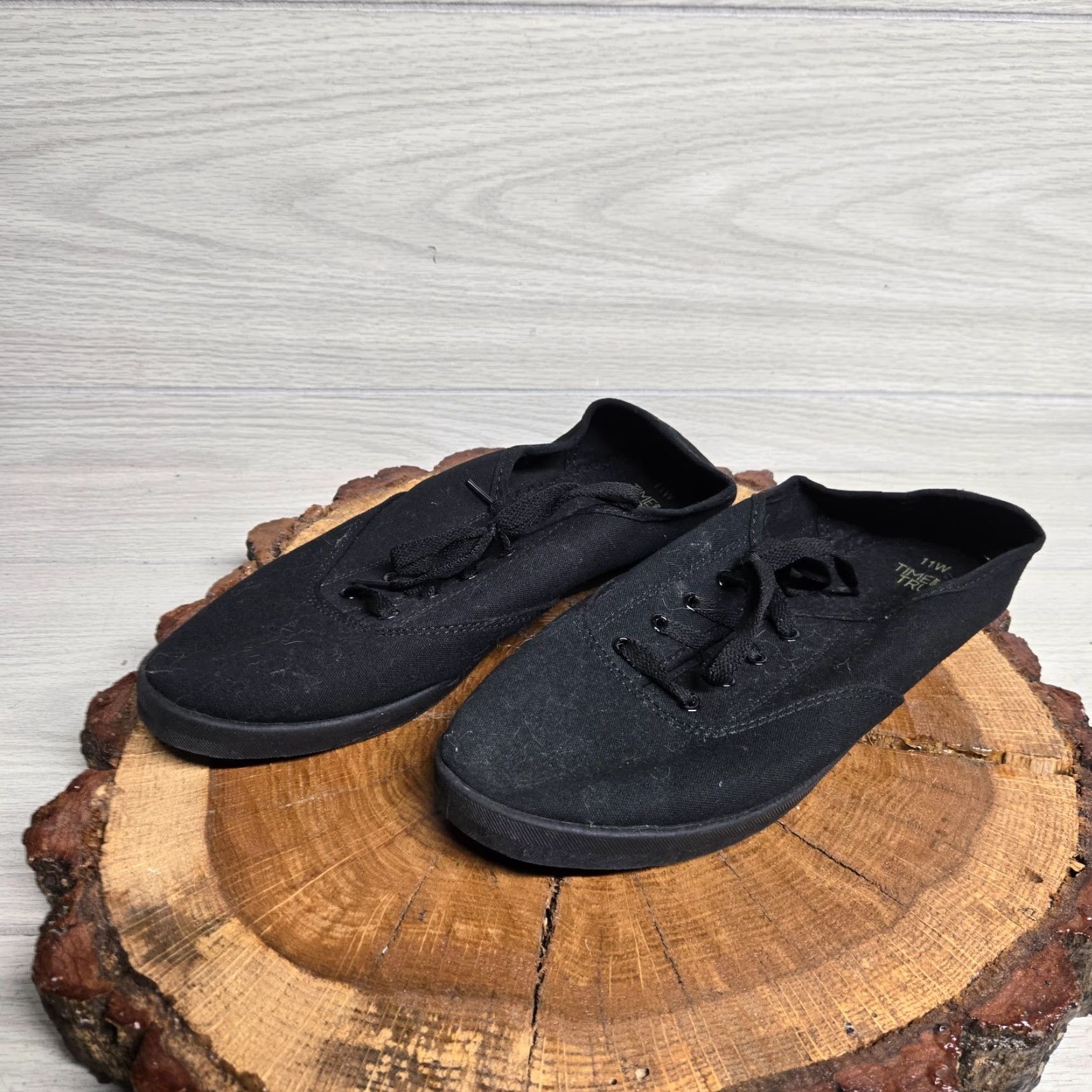 Vintage Time And Tru Black Loafer Scrunch Women Wide 11 US 43 EU 9 UK 9 Brand New Lace Up Studded Memory Foam Flat Square Toe Slip On Footwear Size US 11 / IT 41 - 2 Thumbnail