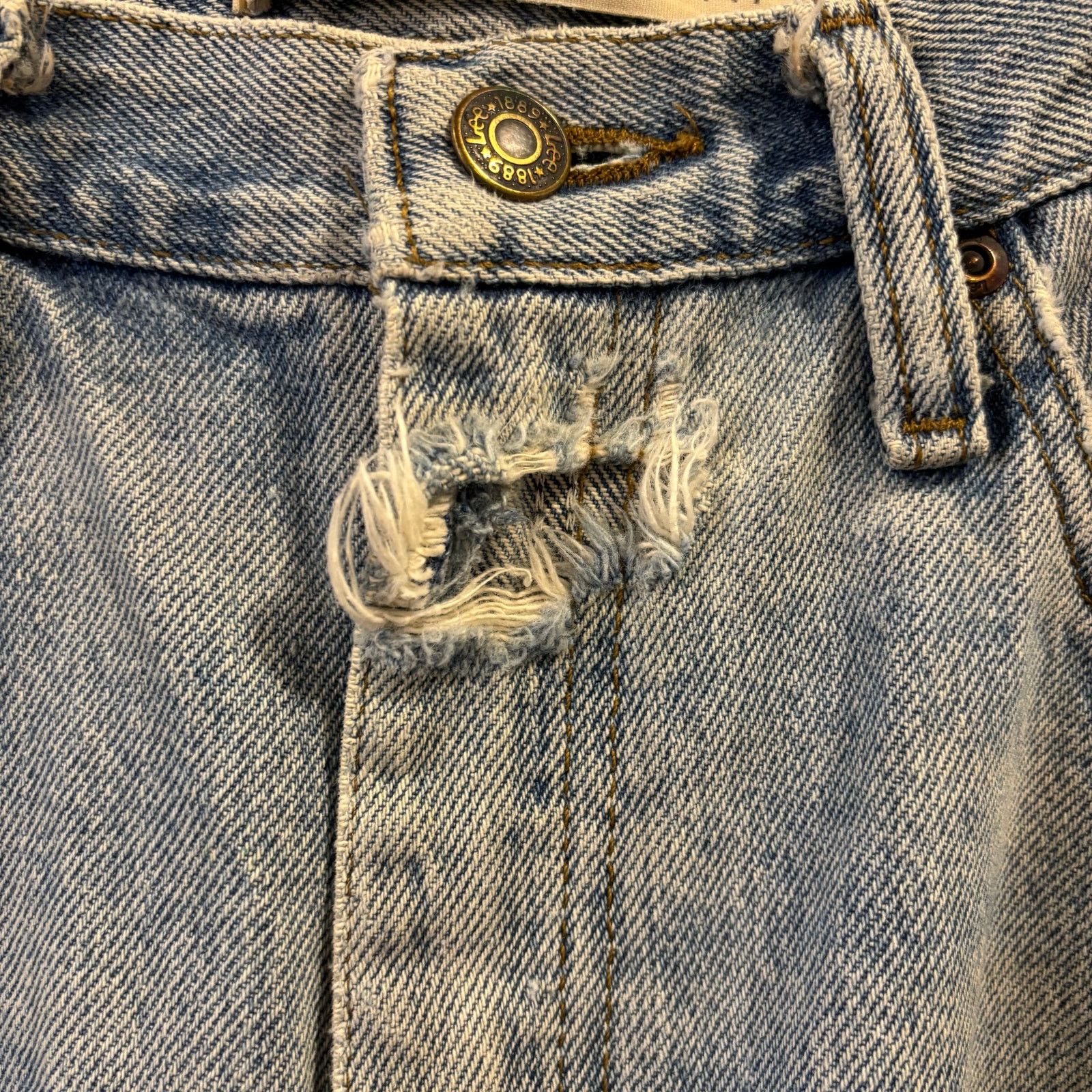 Lee 90s Lee Distressed Regular Straight Jeans Light Wash, 36X29 Size US 36 / EU 52 - 3 Thumbnail