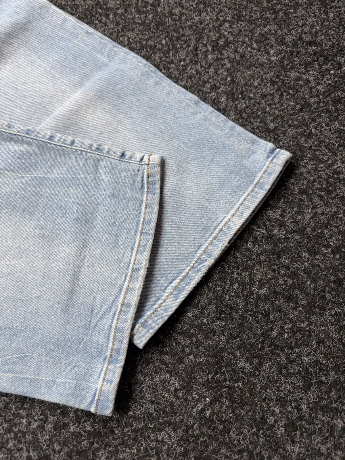 Diesel Luxury 00s Diesel Industry Widee Light Wash Y2K Denim Jeans Size 26" / US 2 / IT 38 - 14 Thumbnail