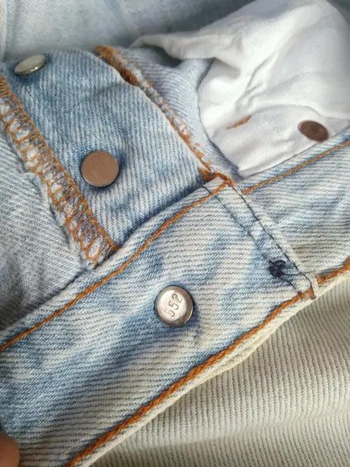 Levi's × Vintage 90s Vintage Levis 501 Made In USA Distressed Jeans 28x32 Size US 28 / EU 44 - 7 Thumbnail