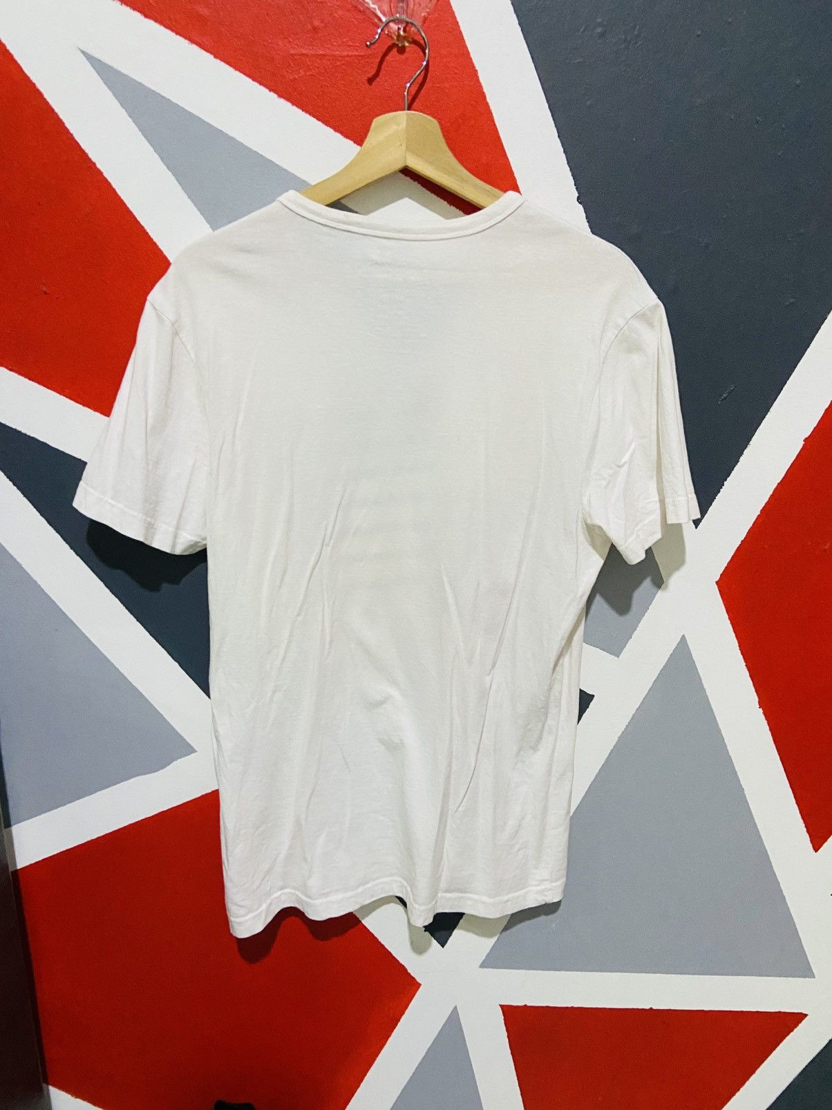 Guess Guess V Neck Tee Size US M / EU 48-50 / 2 - 2 Thumbnail
