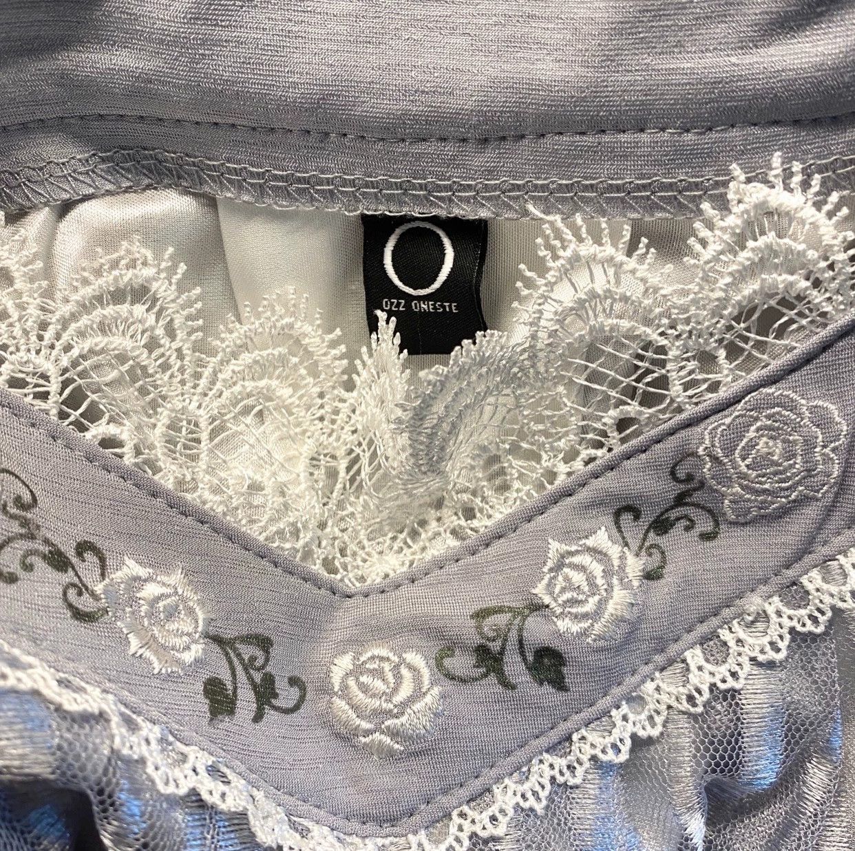 Ozzy Osbourne ozz on Rose Embroidery Lace Cake Dress Light Purple Silver Sheen Size ONE SIZE - 5 Thumbnail