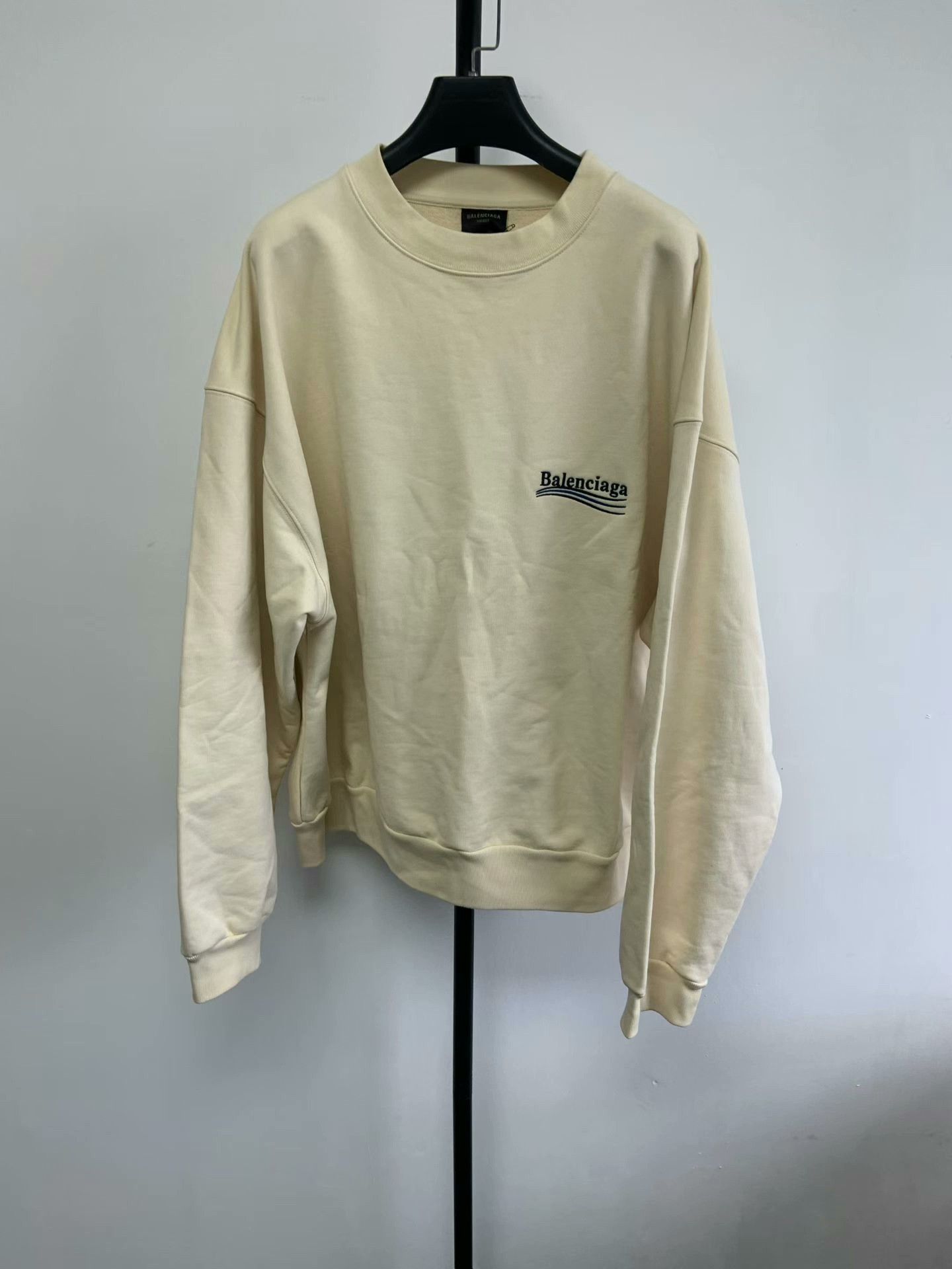 Balenciaga Balenciaga Logo Print Women's Beige Sweatshirt Size L / US 10 / IT 46 - 1 Thumbnail