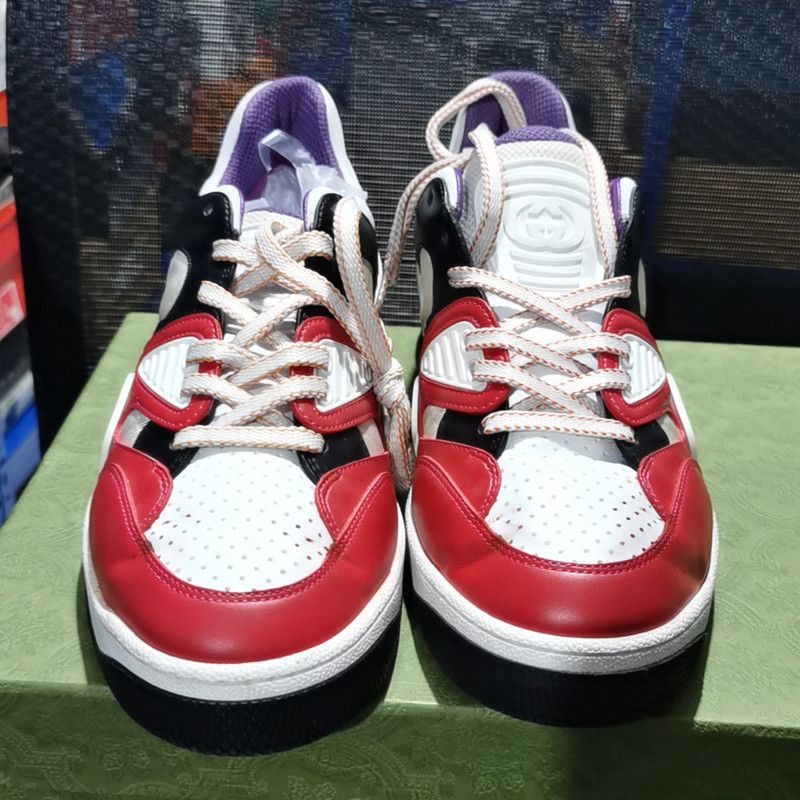 Gucci Gucci Vintage Leather Low-Top Sneakers for Men - Size US 8 / EU 41 - 2 Thumbnail