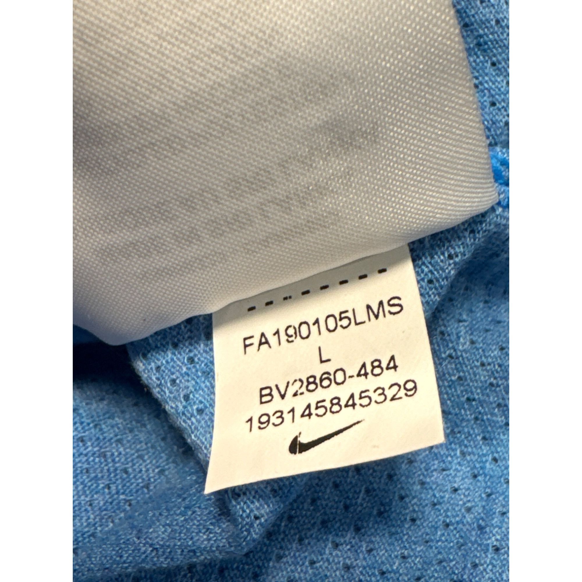 Nike Nike Dri-Fit Blue T-Shirt Size L SKU 7264 Size US L / EU 52-54 / 3 - 6 Thumbnail