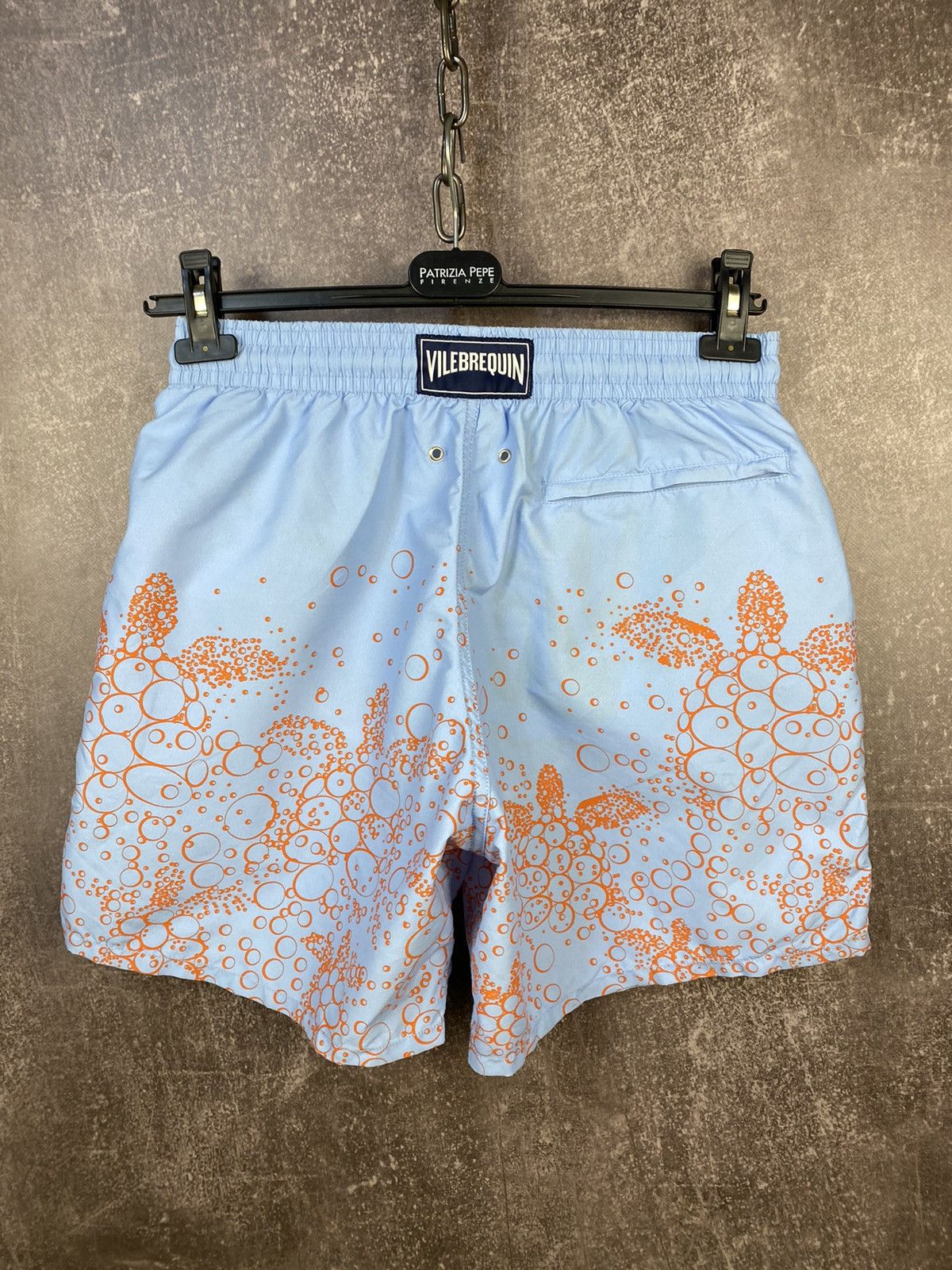 Vilebrequin Vilebrequin Turtle Print Beach Shorts (XL) Size US 36 / EU 52 - 1 Thumbnail