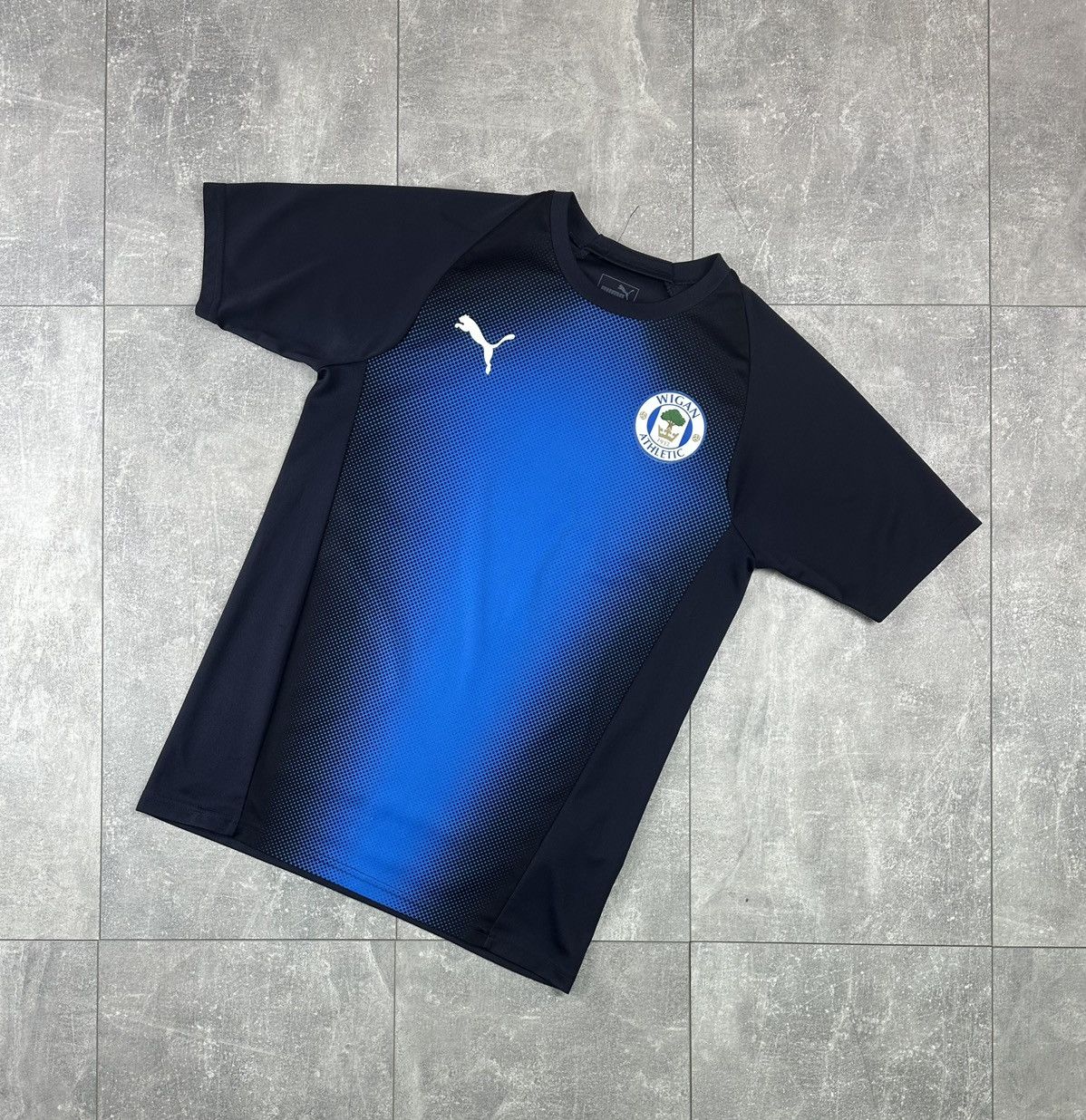 Puma Puma Wigan Athletic 2018/19 Training Soccer Football Jersey Size US S / EU 44-46 / 1 - 1 Thumbnail