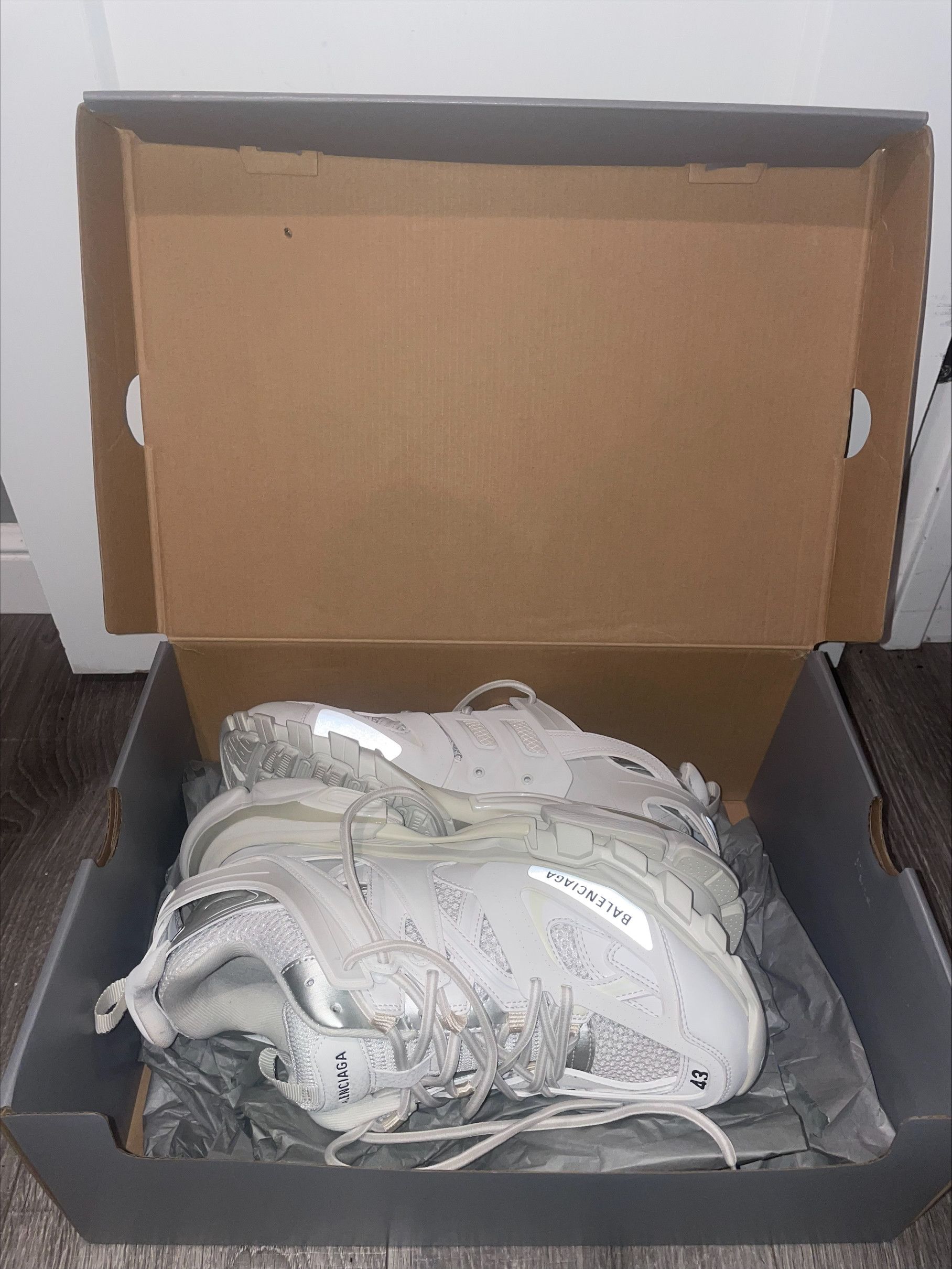 Balenciaga White Track Sneaker Size US 10 / EU 43 - 2 Thumbnail