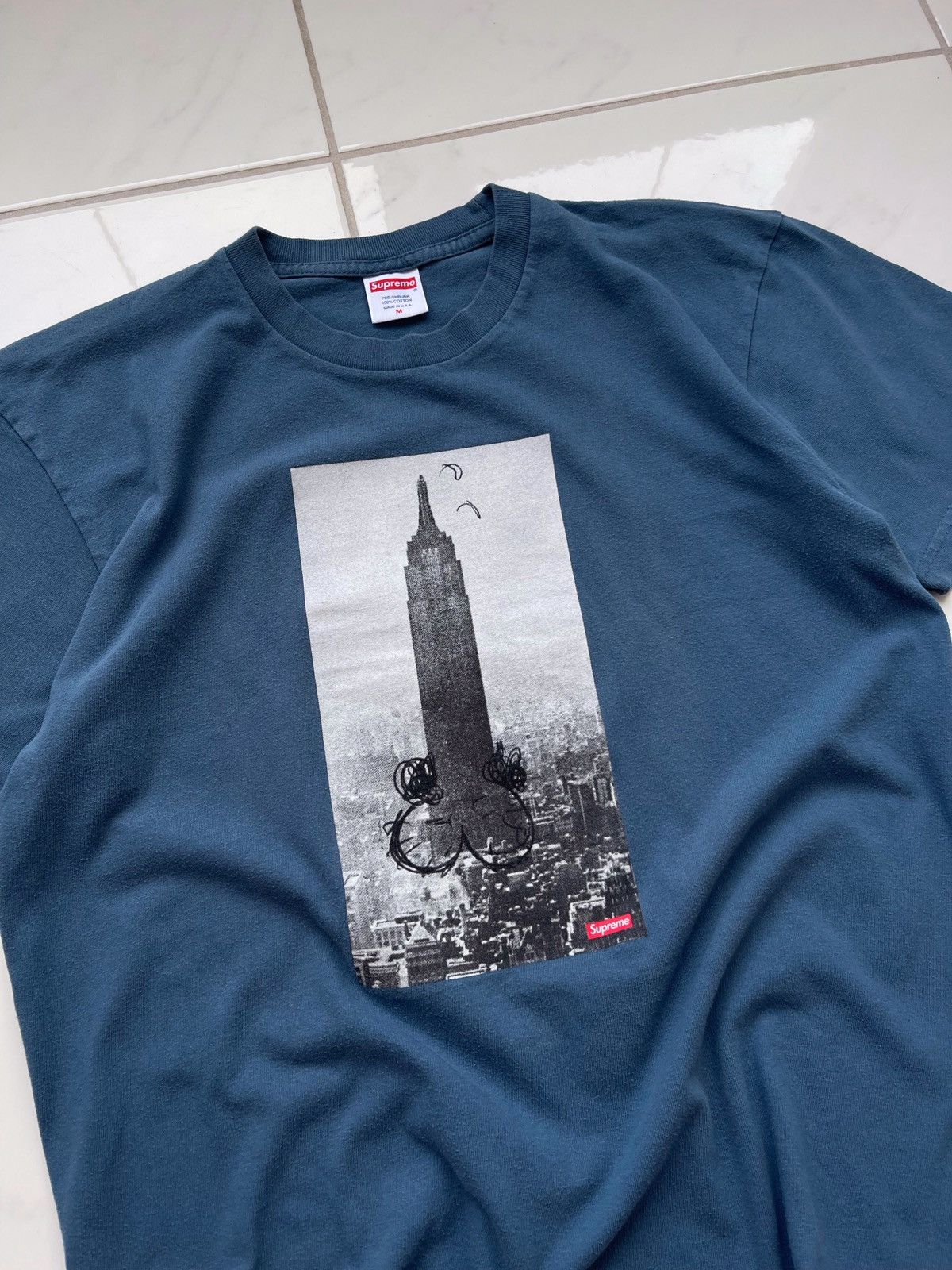 Supreme Supreme Mike Kelley Empire State Building Tee Clay FW18