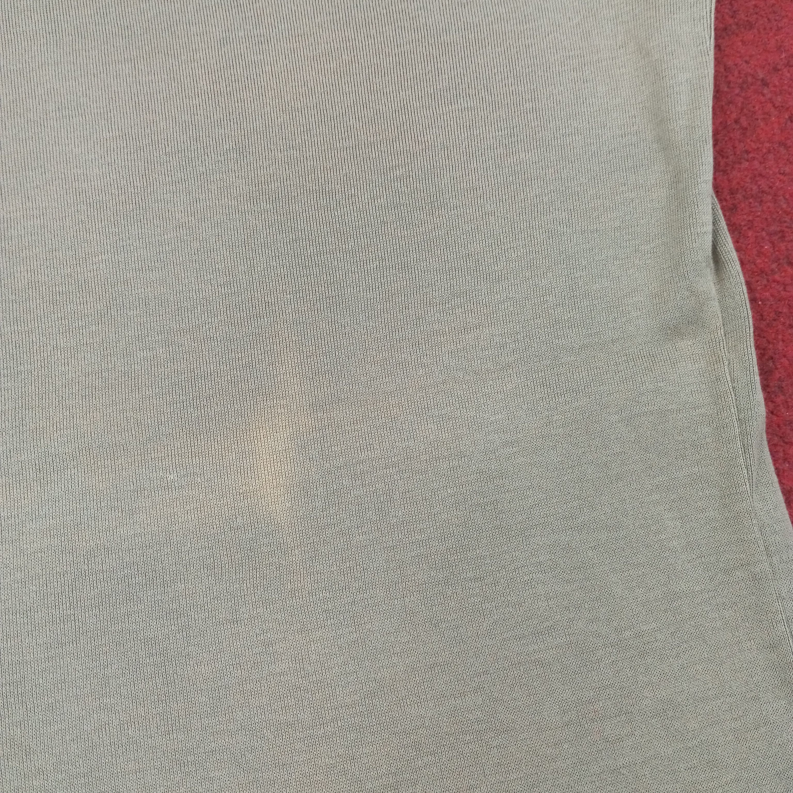 Prada Prada Luxury Fashion Brand Pocket Design Tshirt Size US S / EU 44-46 / 1 - 4 Thumbnail