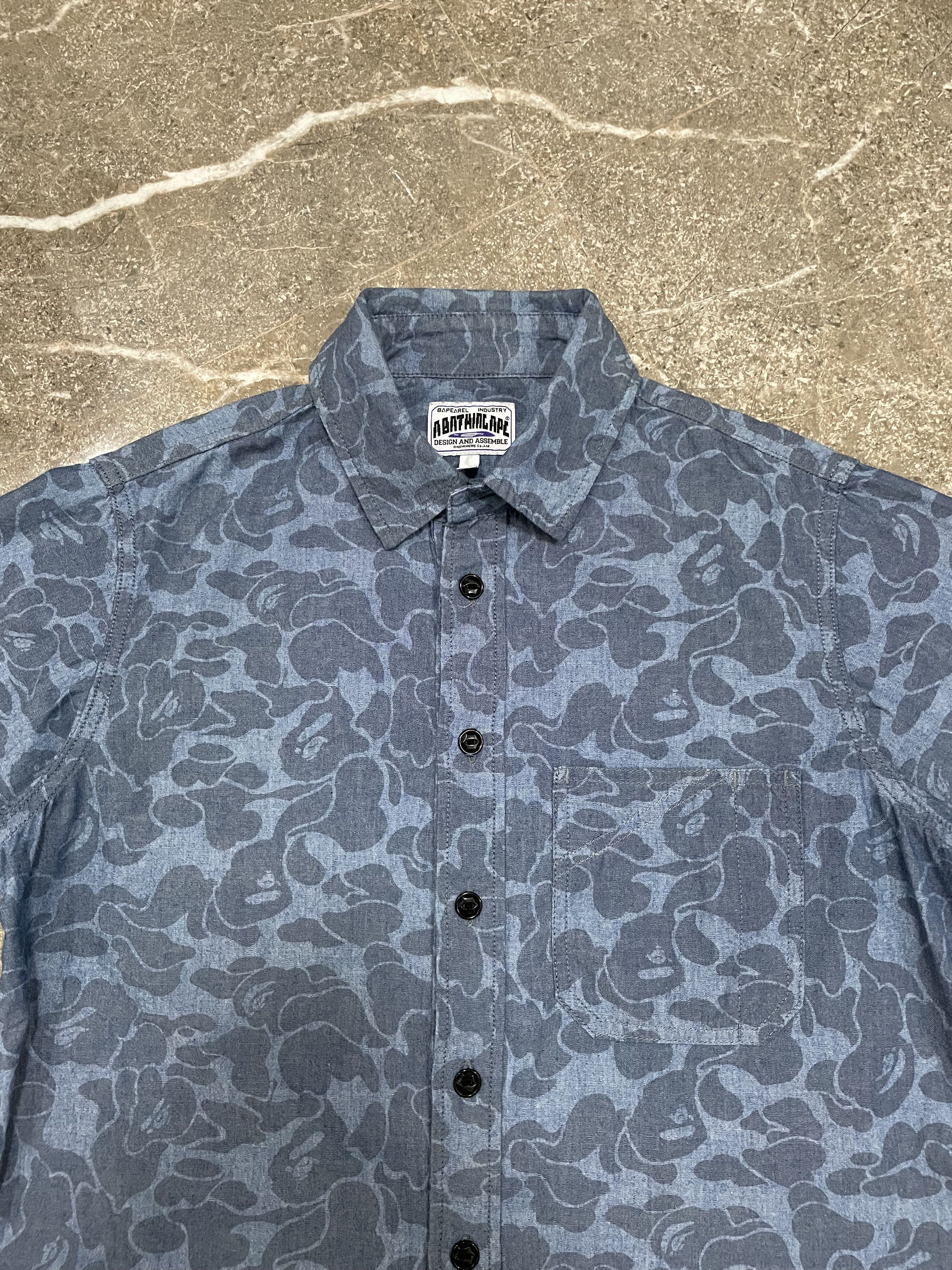 Bape Solid Camo Chambray Button Up S/S Shirt Size US M / EU 48-50 / 2 - 3 Thumbnail