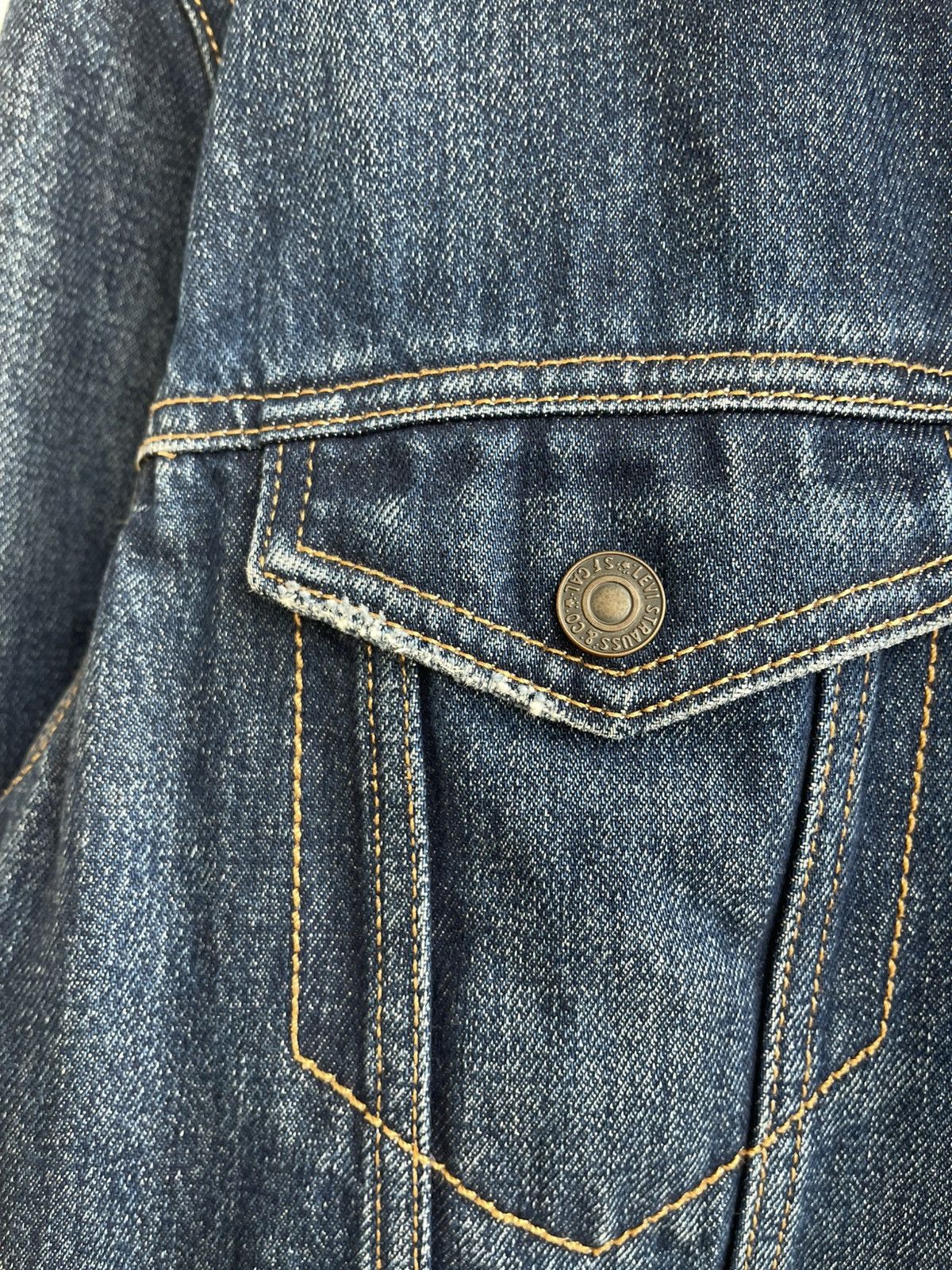 Levi's Levis Type 3 III Sherpa Trucker Washed Blue Denim Jacket Size US L / EU 52-54 / 3 - 22 Thumbnail