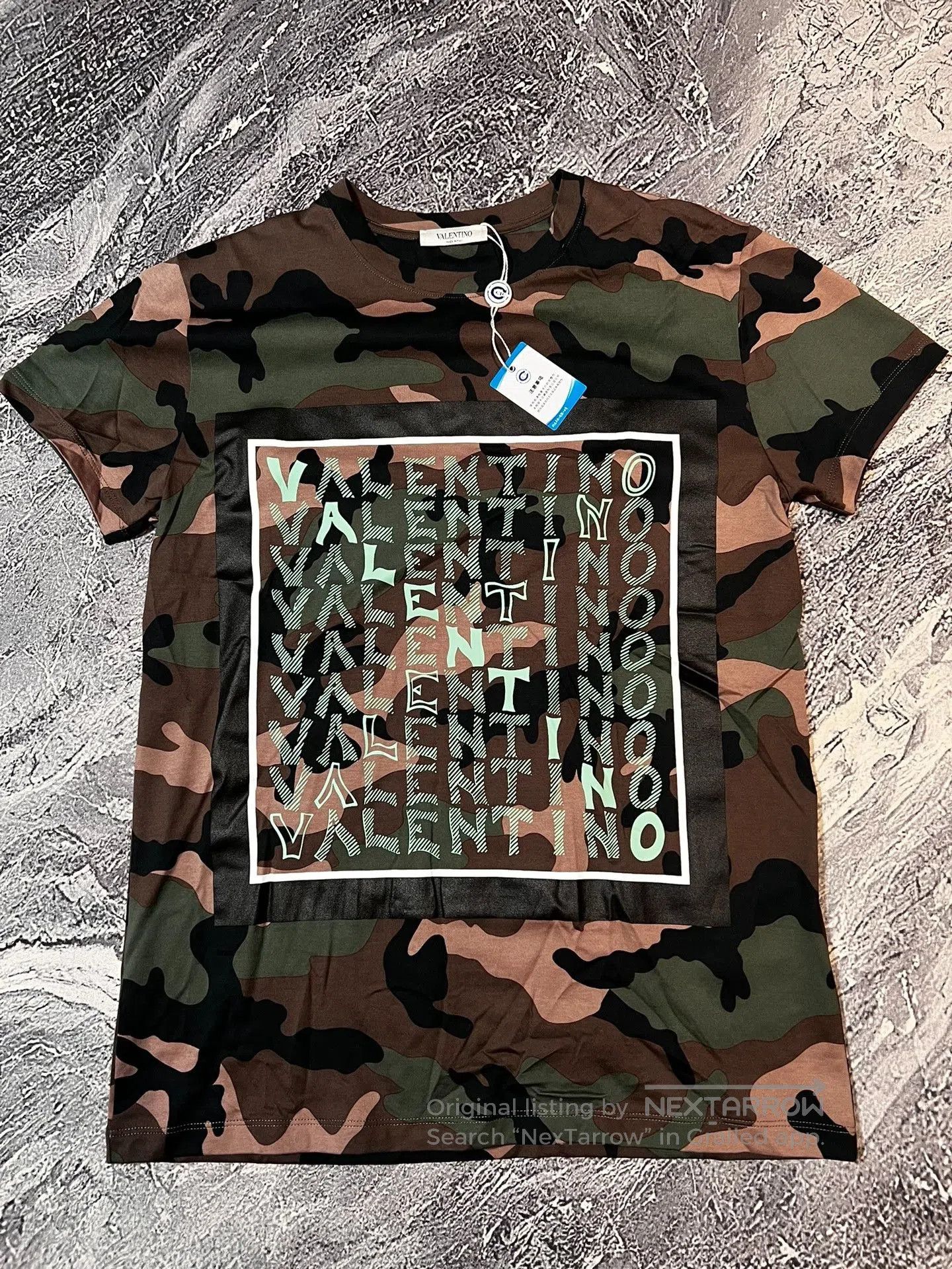 Valentino Valentino Camouflage Short Sleeve T-Shirt. Size US S / EU 44-46 / 1 - 1 Thumbnail