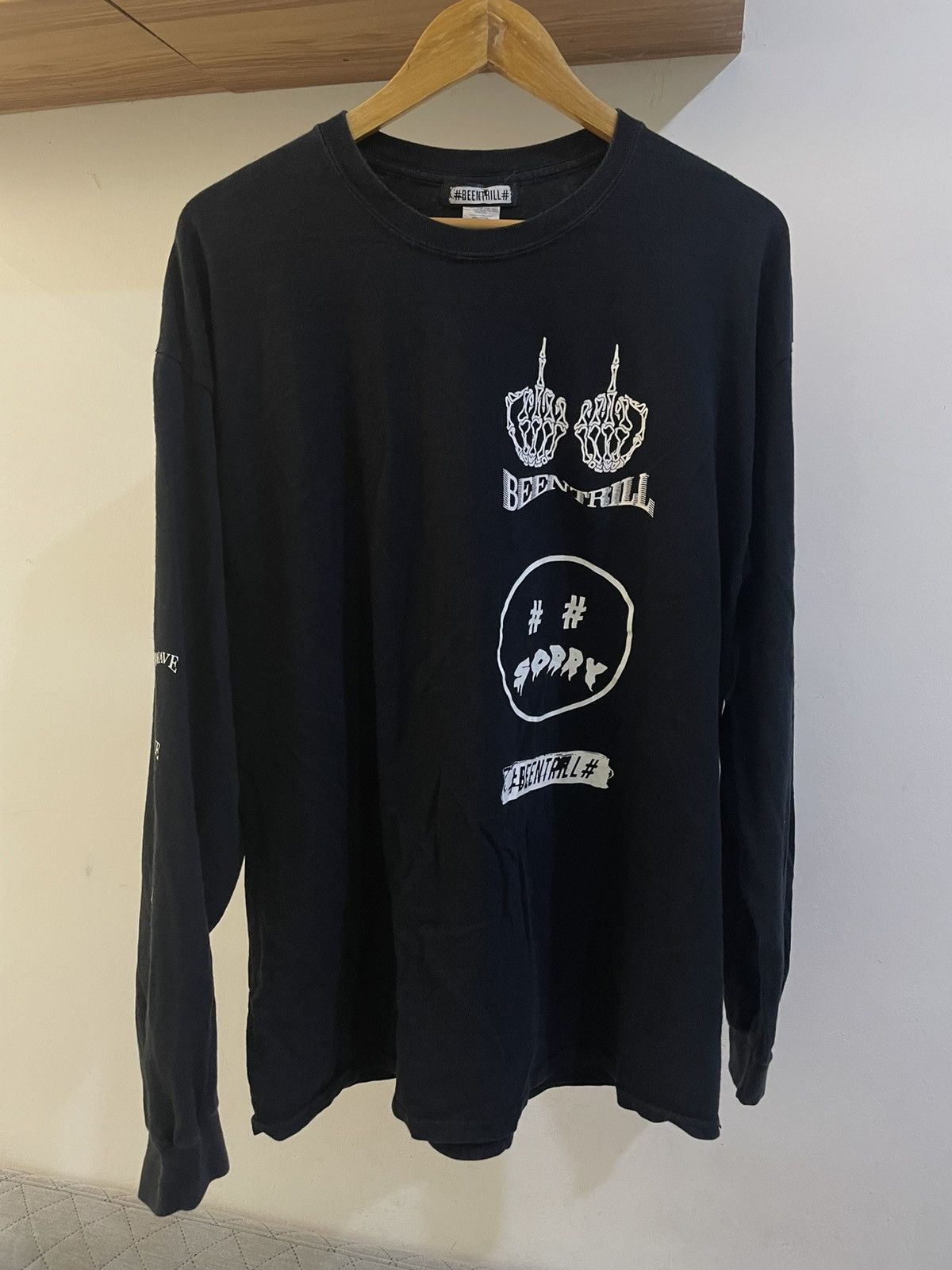 Been Trill × Hood By Air Been Trill x Mall Ratz Sorry Middle Finger L/S Shirt Size US XL / EU 56 / 4 - 1 Thumbnail