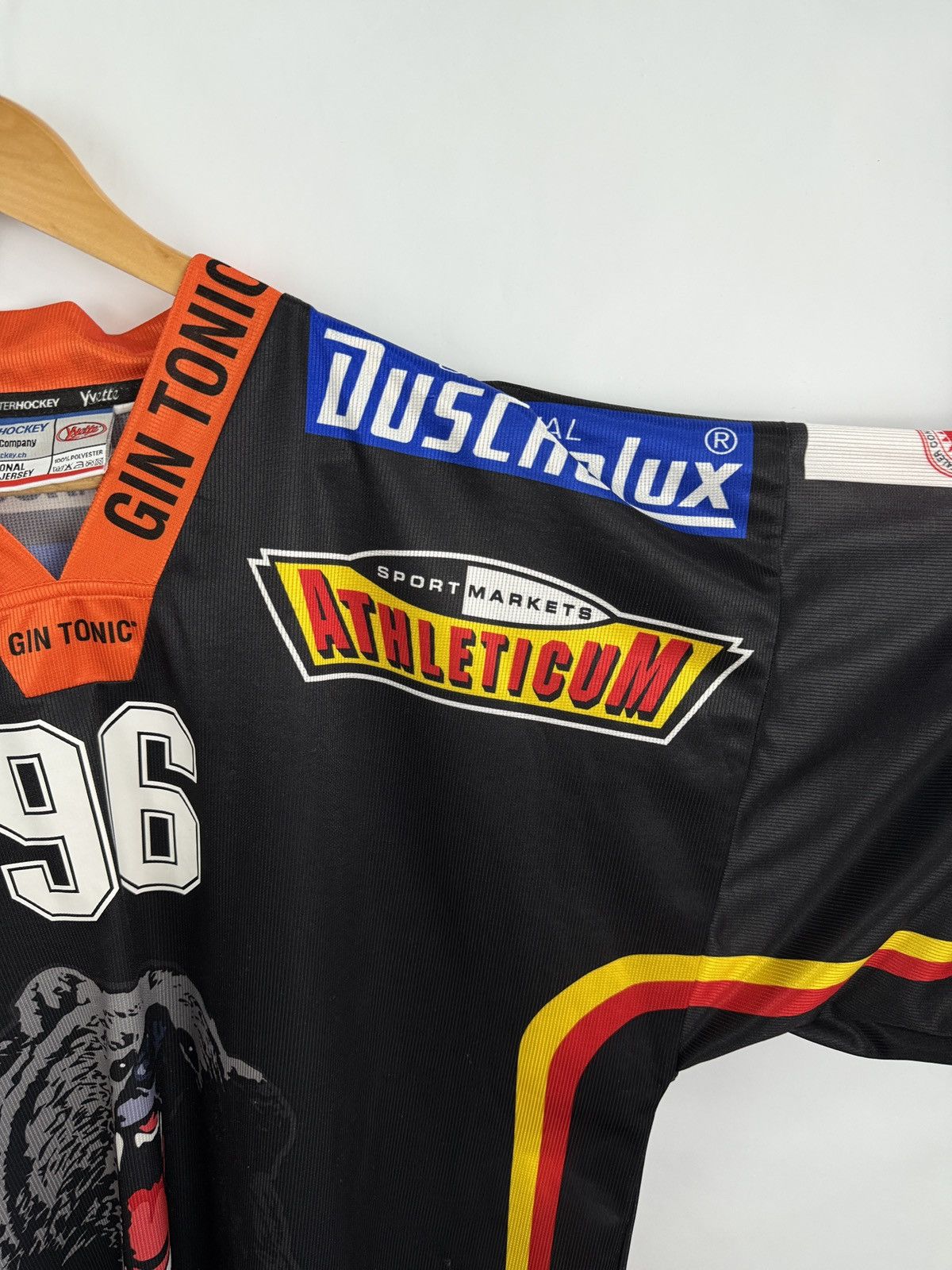 NHL 🇨🇭 2009 SC Bern #96 DUBE Switzerland Hockey Jersey Peugeot Size US L / EU 52-54 / 3 - 5 Thumbnail