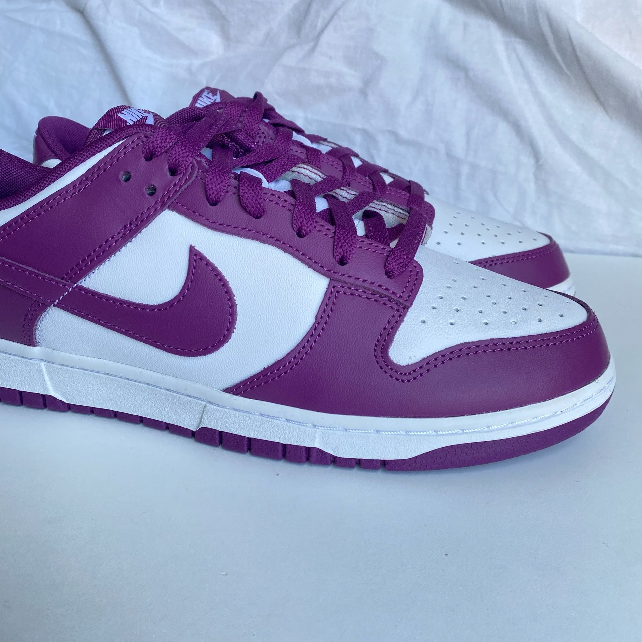 Nike Nike Dunk Low Size US 10.5 / EU 43-44 - 4 Thumbnail