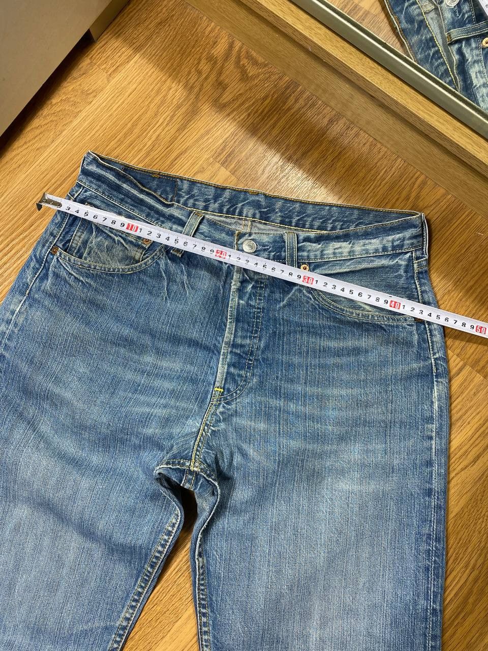 Levi's × Vintage Vintage 90s Levi’s 501 Boot Cut Made in USA Size US 32 / EU 48 - 9 Thumbnail